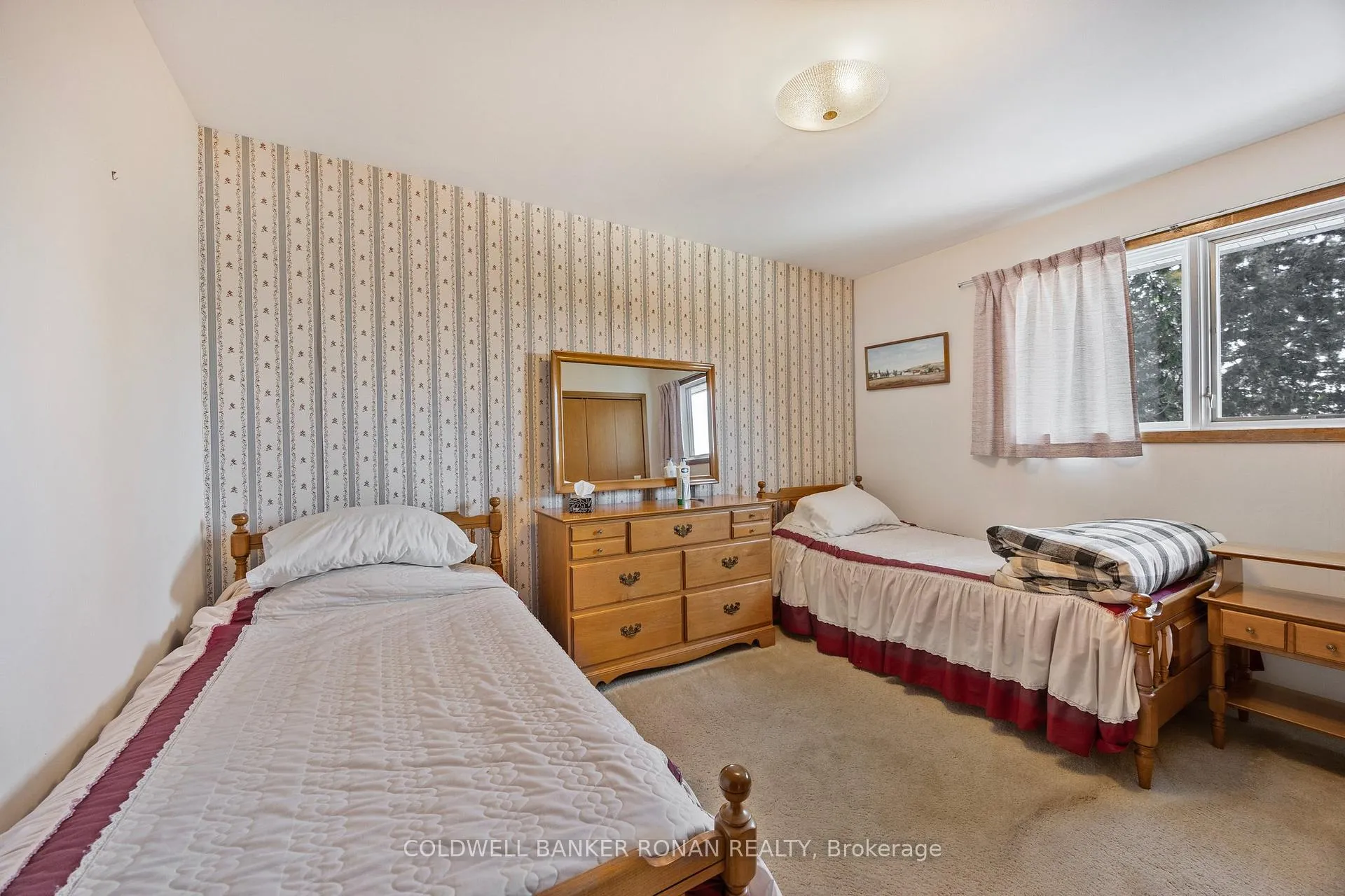 Photo 19 of 40 William Street, New Tecumseth, Alliston — HOMEH