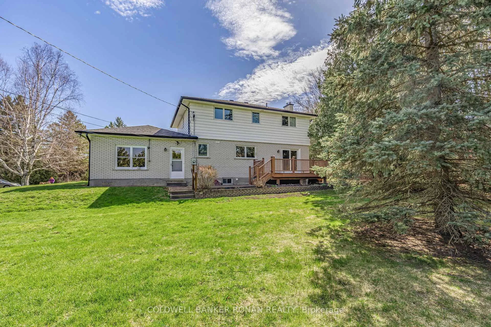 Photo 29 of 40 William Street, New Tecumseth, Alliston — HOMEH