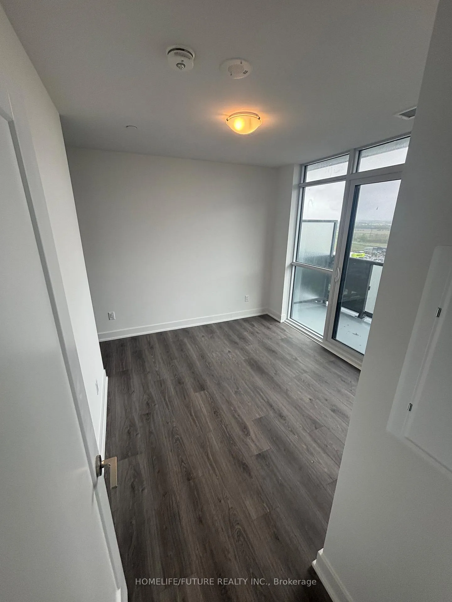 Photo 11 of Unit 1917, 2545 Simcoe Street N, Oshawa, Windfields — HOMEH
