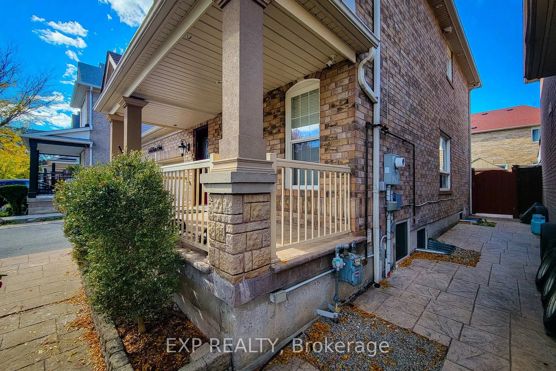 Photo 4 of Unit bsmnt, 14 White Road, Brampton, Fletcher's Meadow — HOMEH
