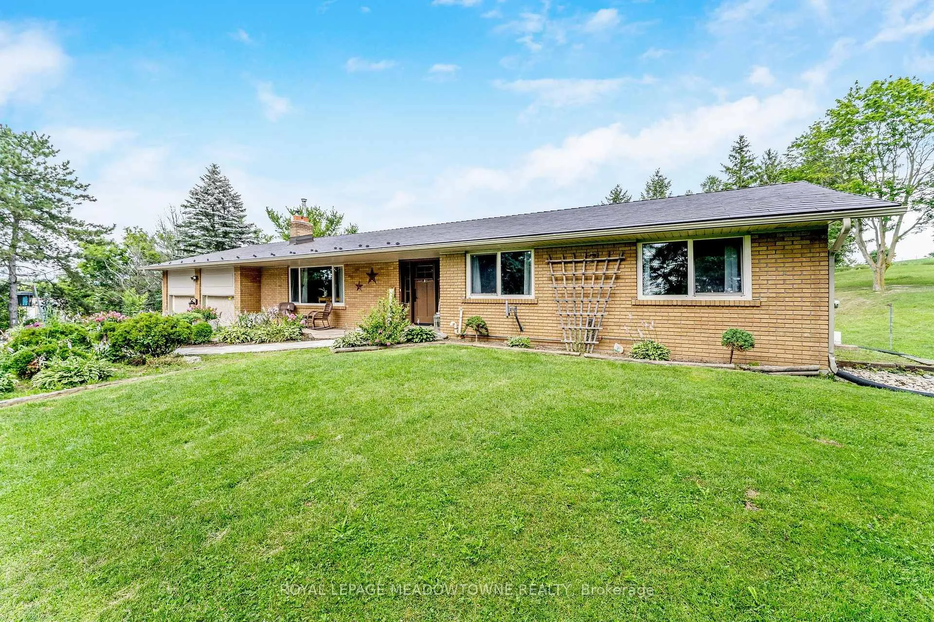 Photo 6 of 19997 Willoughby Road W, Caledon, Alton — HOMEH