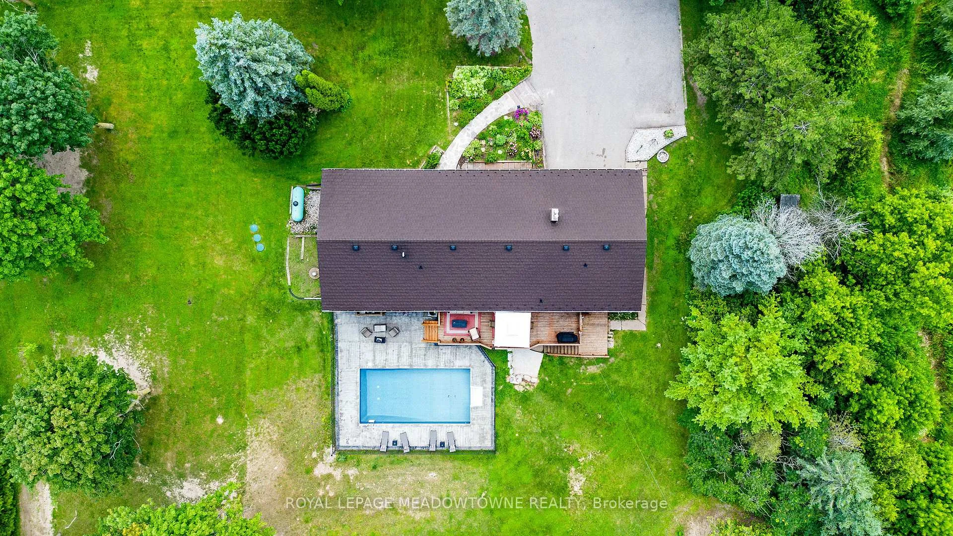 Photo 46 of 19997 Willoughby Road W, Caledon, Alton — HOMEH