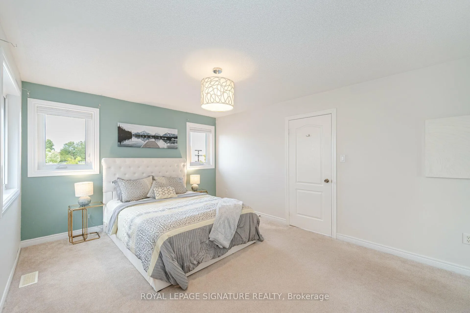 Photo 18 of 38 Sandringham Drive, Barrie, Innis-Shore — HOMEH