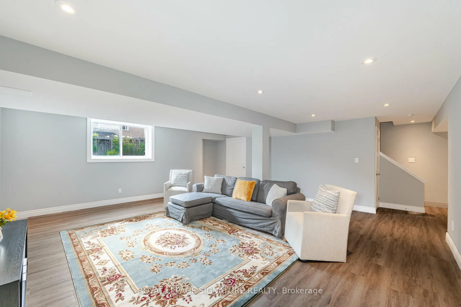 Photo 27 of 38 Sandringham Drive, Barrie, Innis-Shore — HOMEH