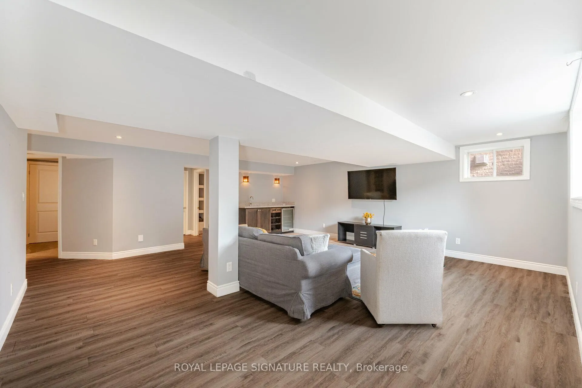 Photo 28 of 38 Sandringham Drive, Barrie, Innis-Shore — HOMEH