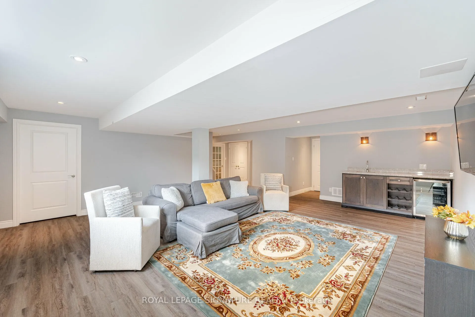 Photo 30 of 38 Sandringham Drive, Barrie, Innis-Shore — HOMEH
