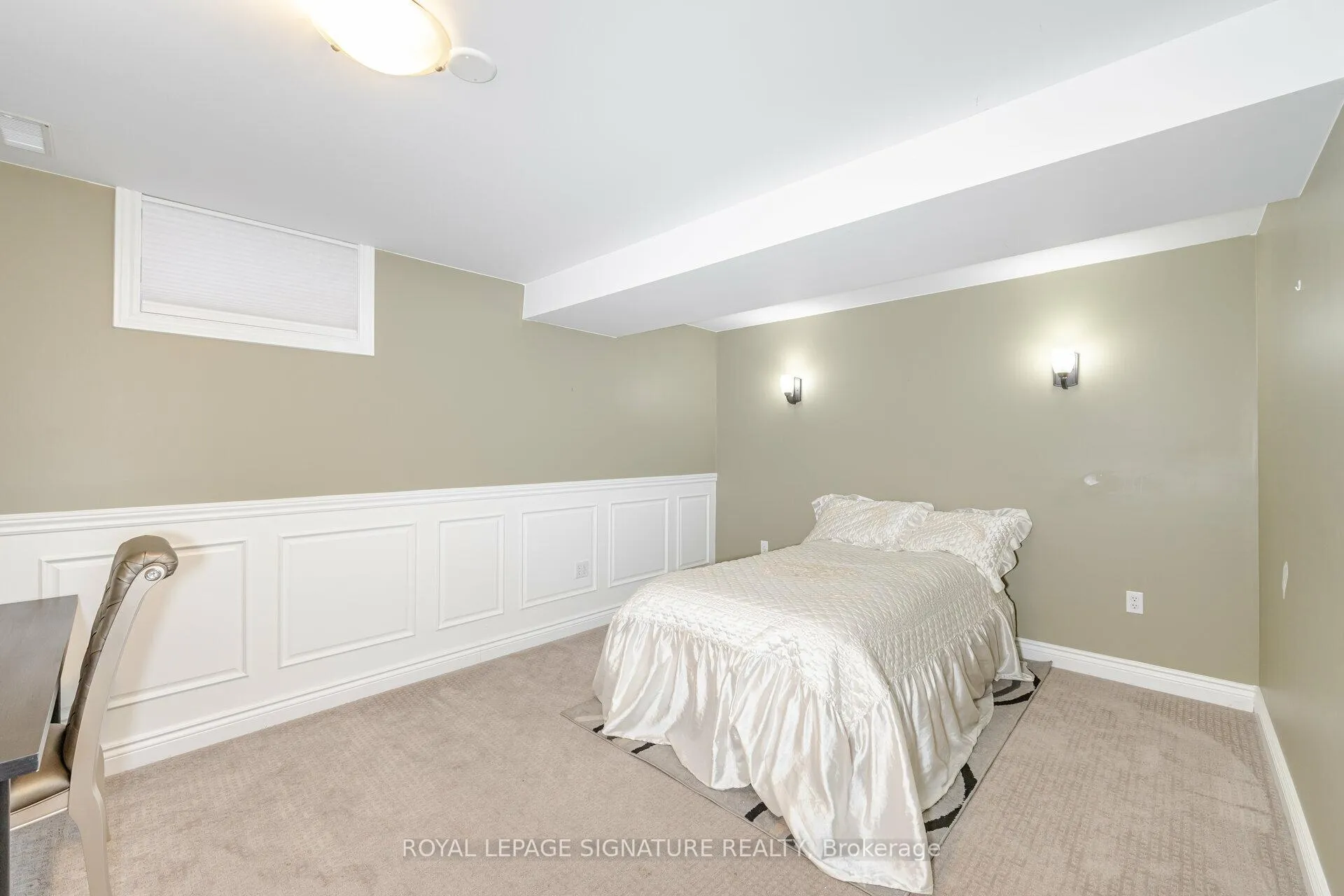 Photo 31 of 38 Sandringham Drive, Barrie, Innis-Shore — HOMEH