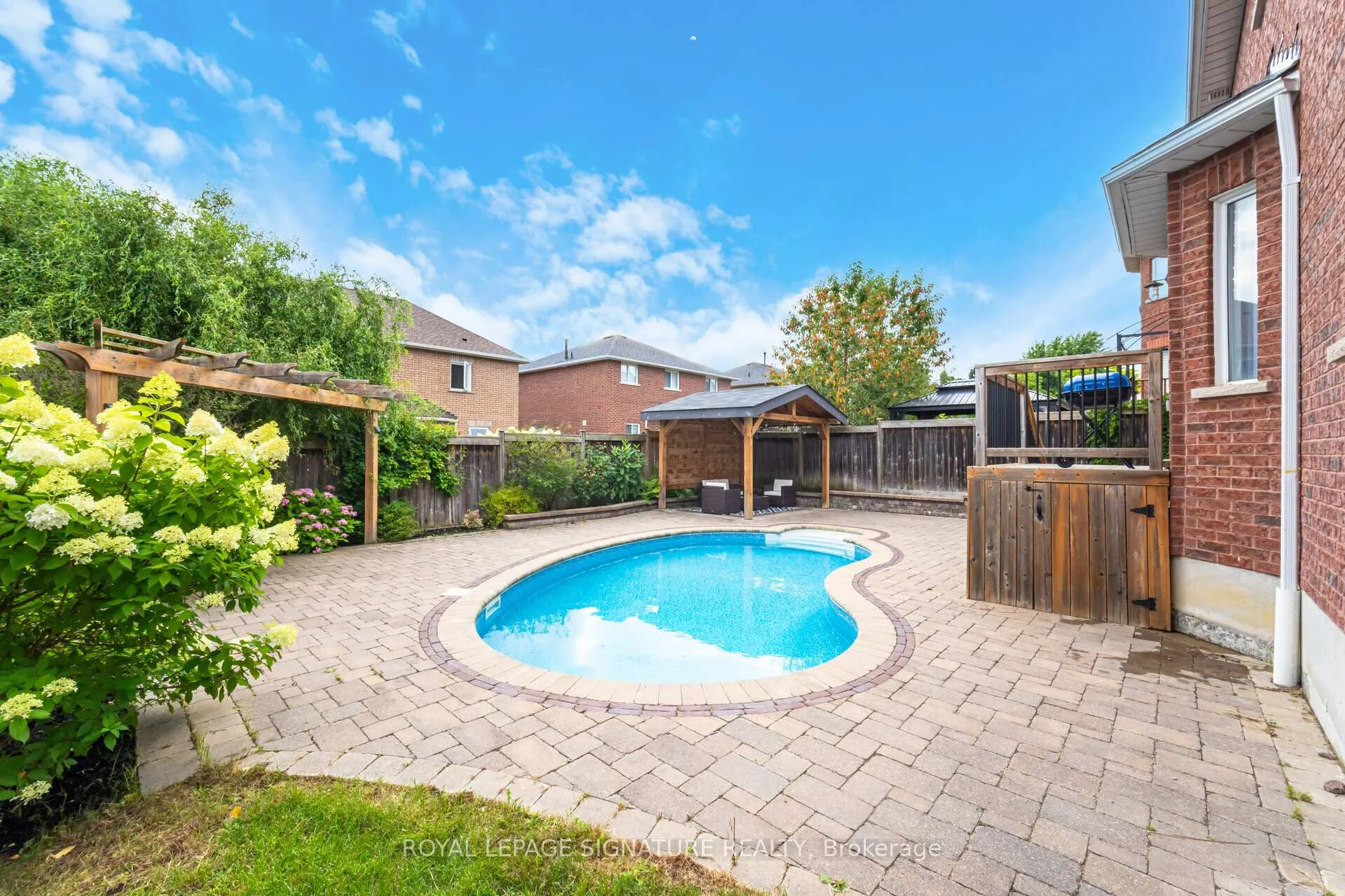 Photo 38 of 38 Sandringham Drive, Barrie, Innis-Shore — HOMEH