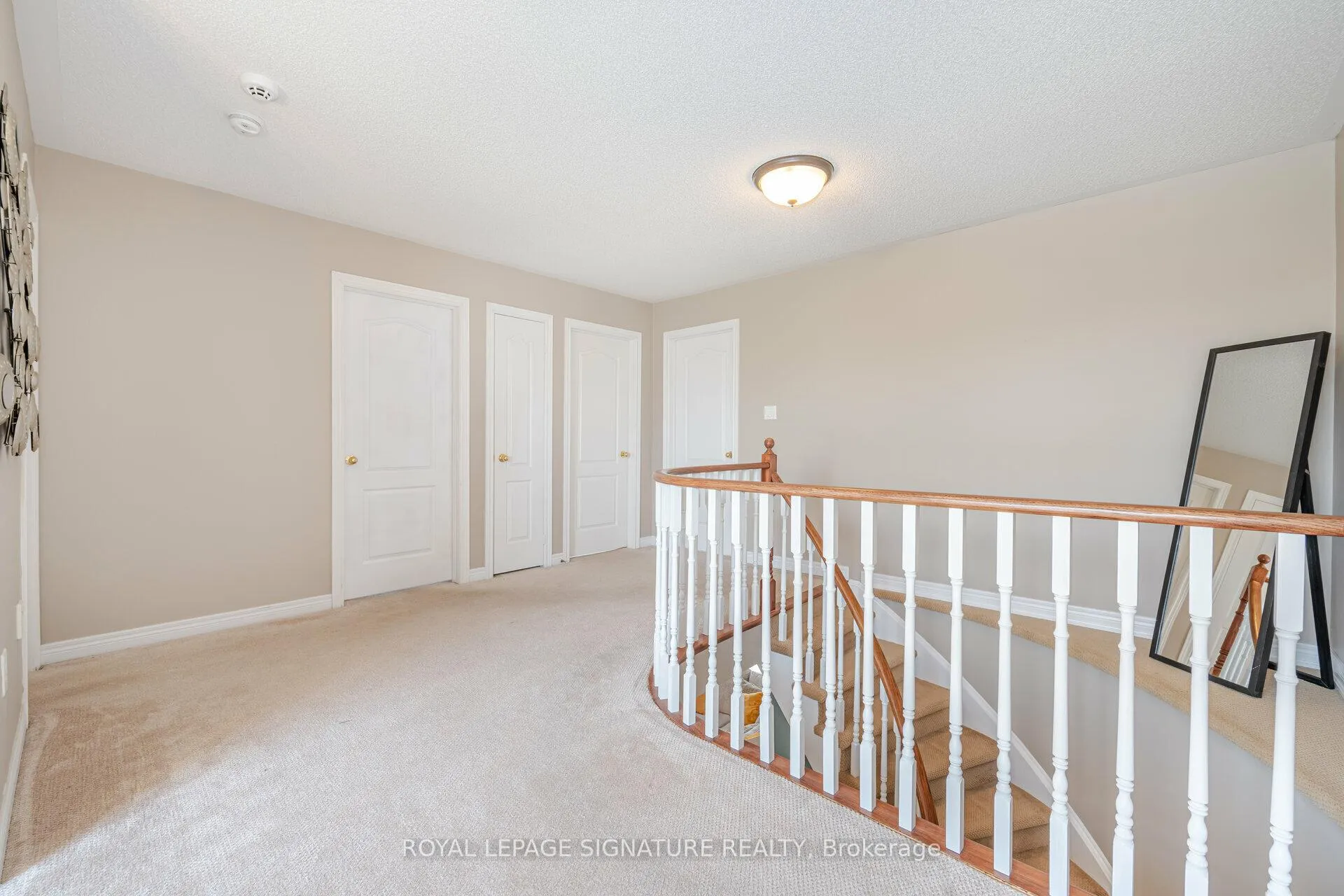 Photo 40 of 38 Sandringham Drive, Barrie, Innis-Shore — HOMEH