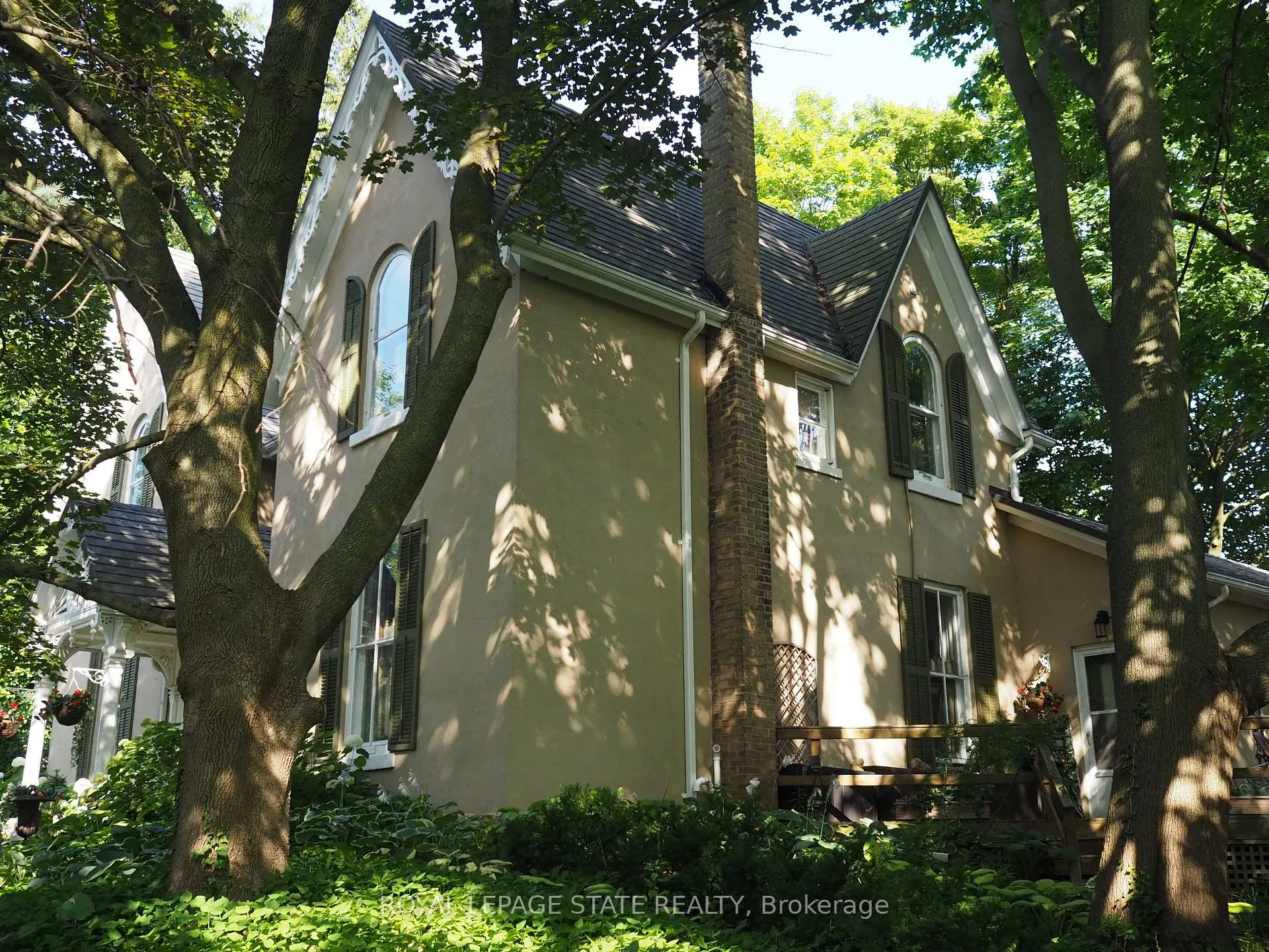 Photo 3 of 340 Dundas Street E, Hamilton, Waterdown — HOMEH