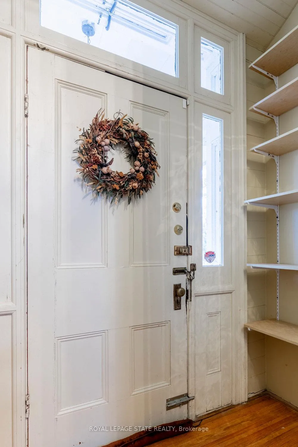 Photo 7 of 340 Dundas Street E, Hamilton, Waterdown — HOMEH