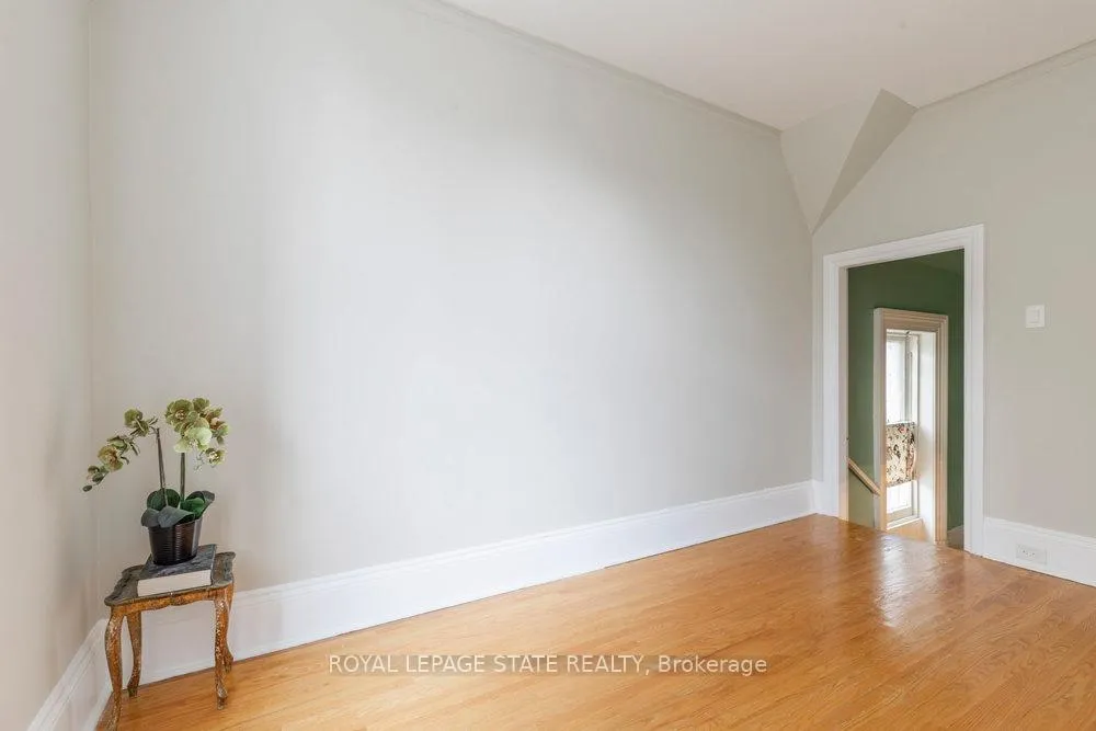 Photo 37 of 340 Dundas Street E, Hamilton, Waterdown — HOMEH