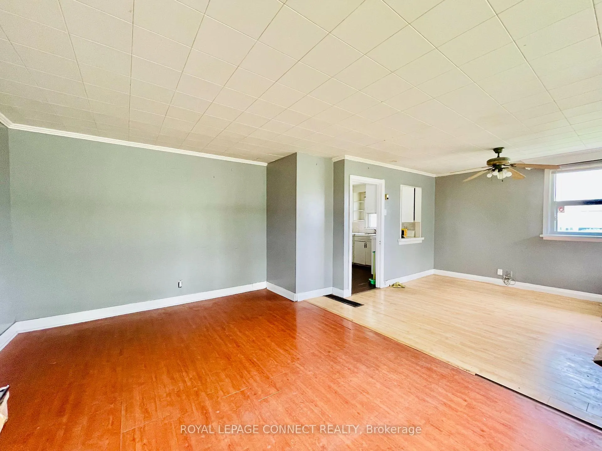 Photo 6 of Unit 3, 19470 Dufferin Street, King, Rural King — HOMEH