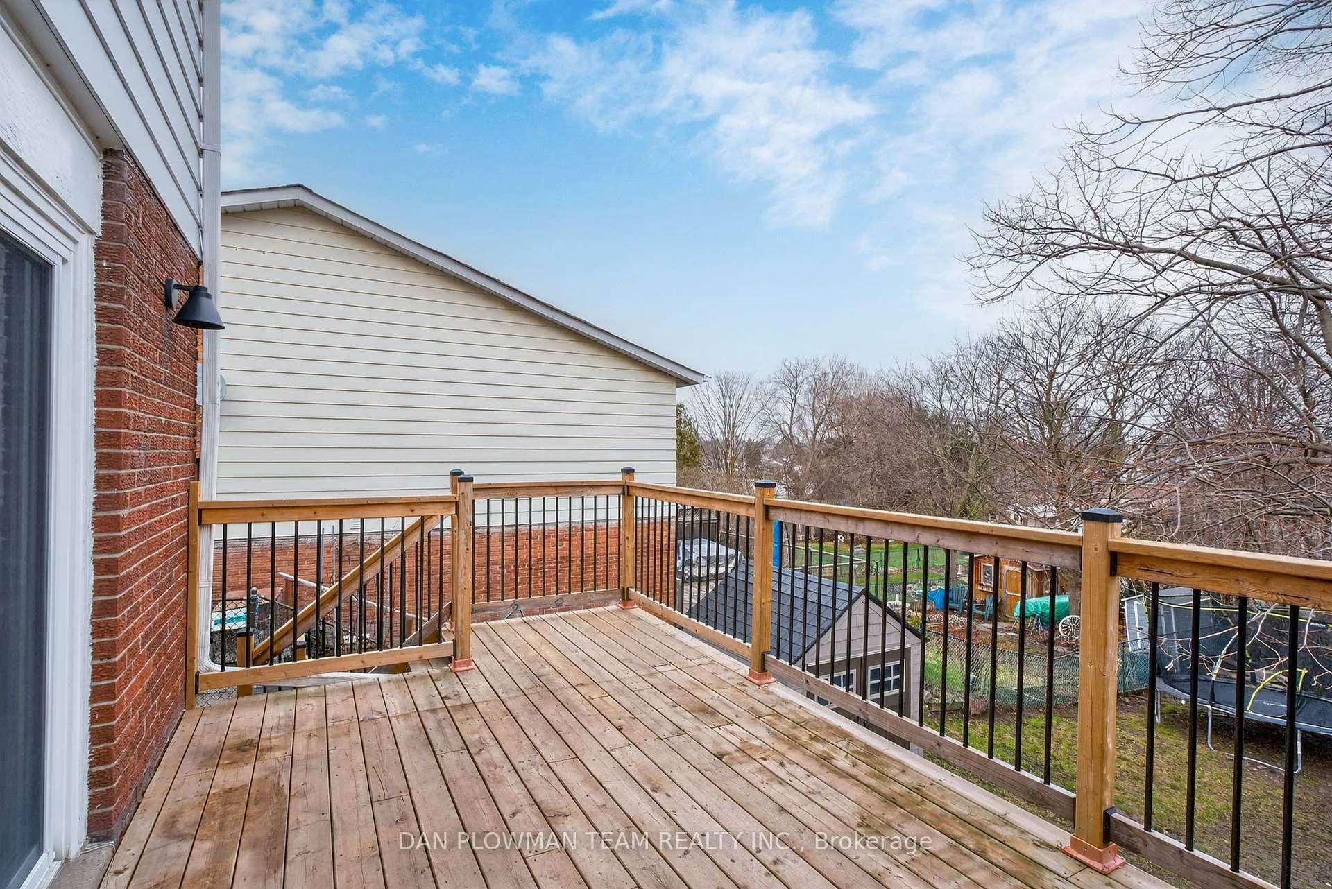 Photo 10 of 502 Sedan Crescent, Oshawa, Central — HOMEH