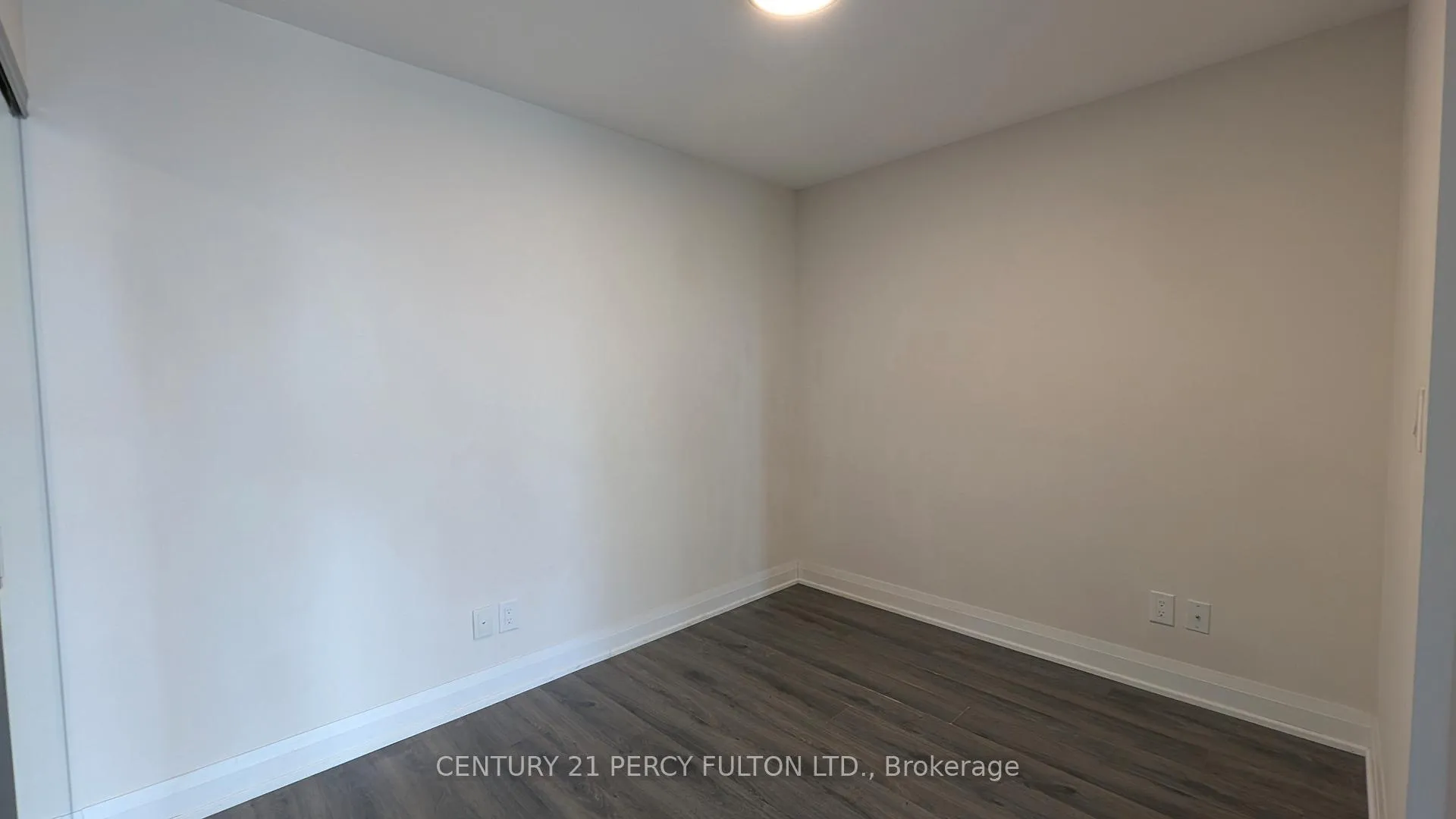 Photo 12 of Unit 917, 18 Uptown Drive, Markham, Unionville — HOMEH