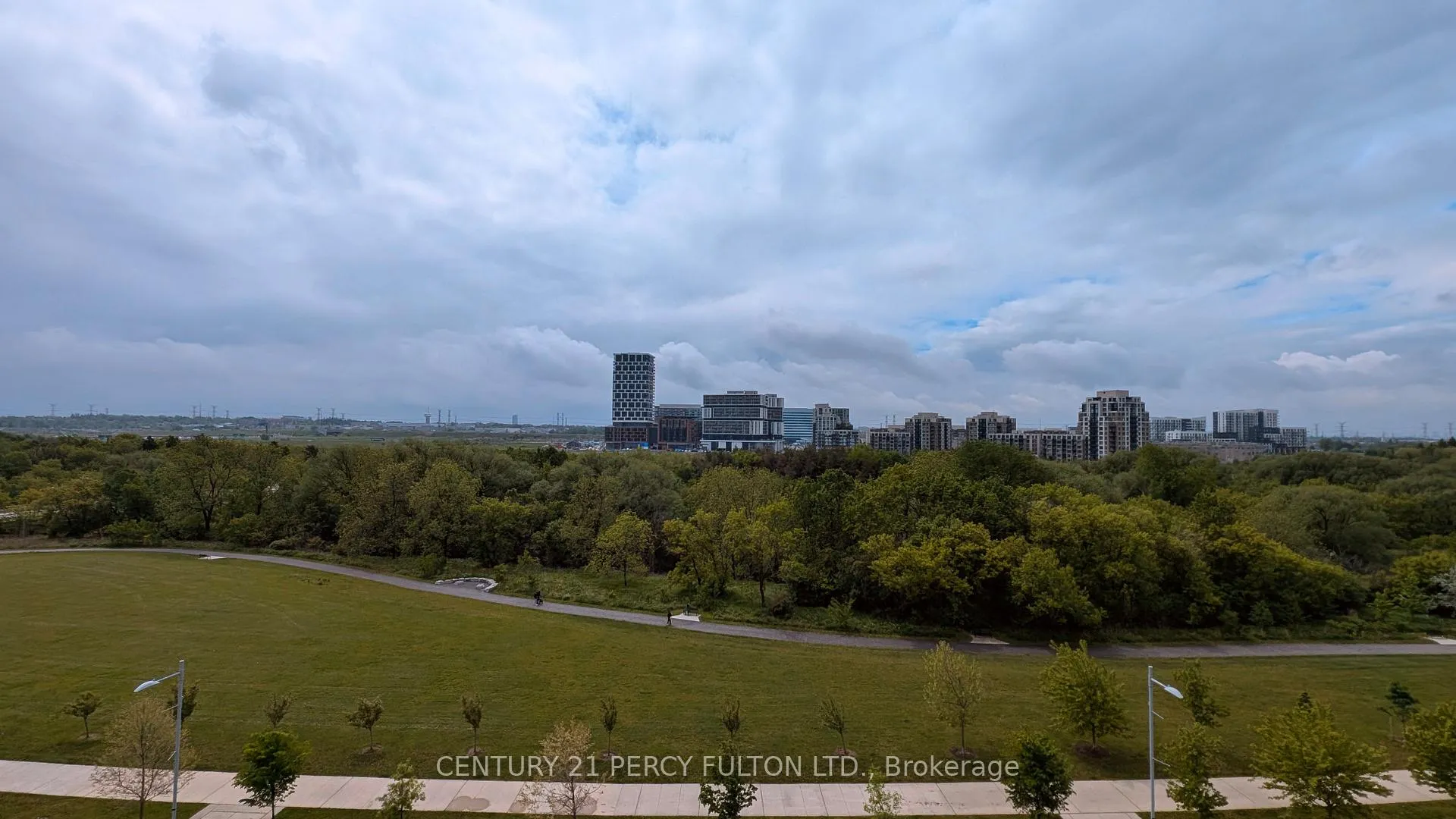 Photo 15 of Unit 917, 18 Uptown Drive, Markham, Unionville — HOMEH