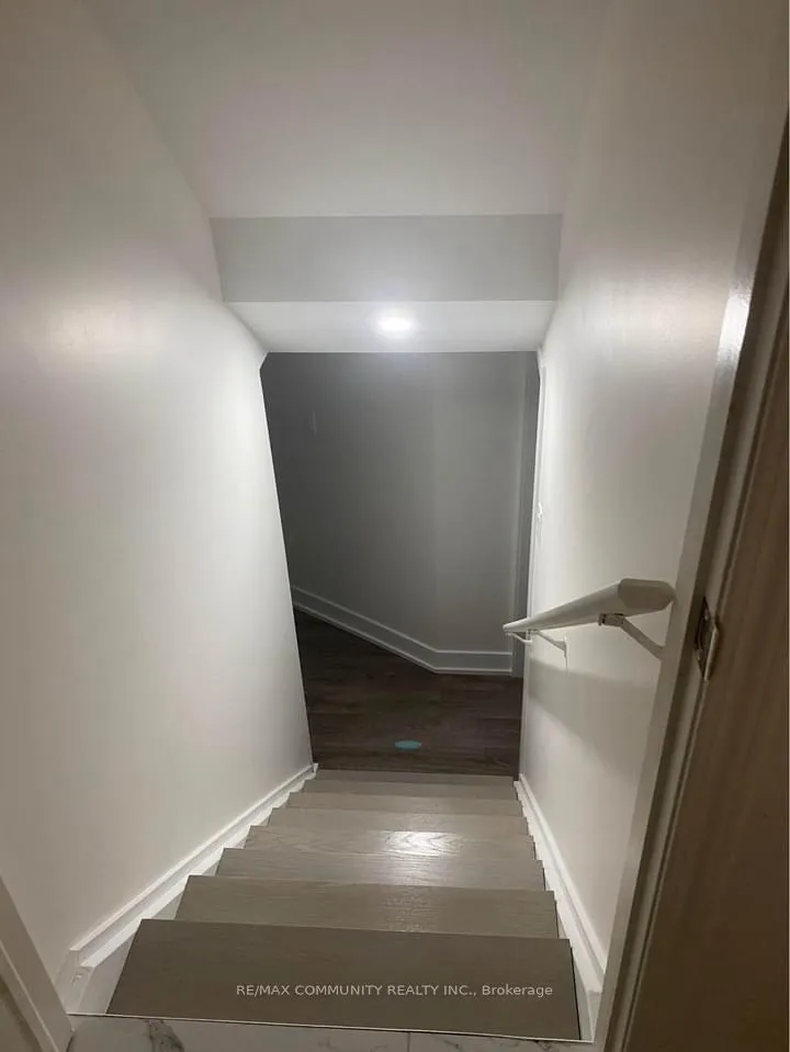 Photo 3 of Unit Lower Level, 2409 Dress Circle Crescent, Oshawa, Windfields — HOMEH