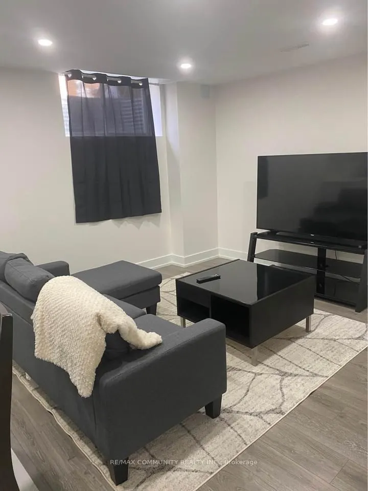 Photo 7 of Unit Lower Level, 2409 Dress Circle Crescent, Oshawa, Windfields — HOMEH