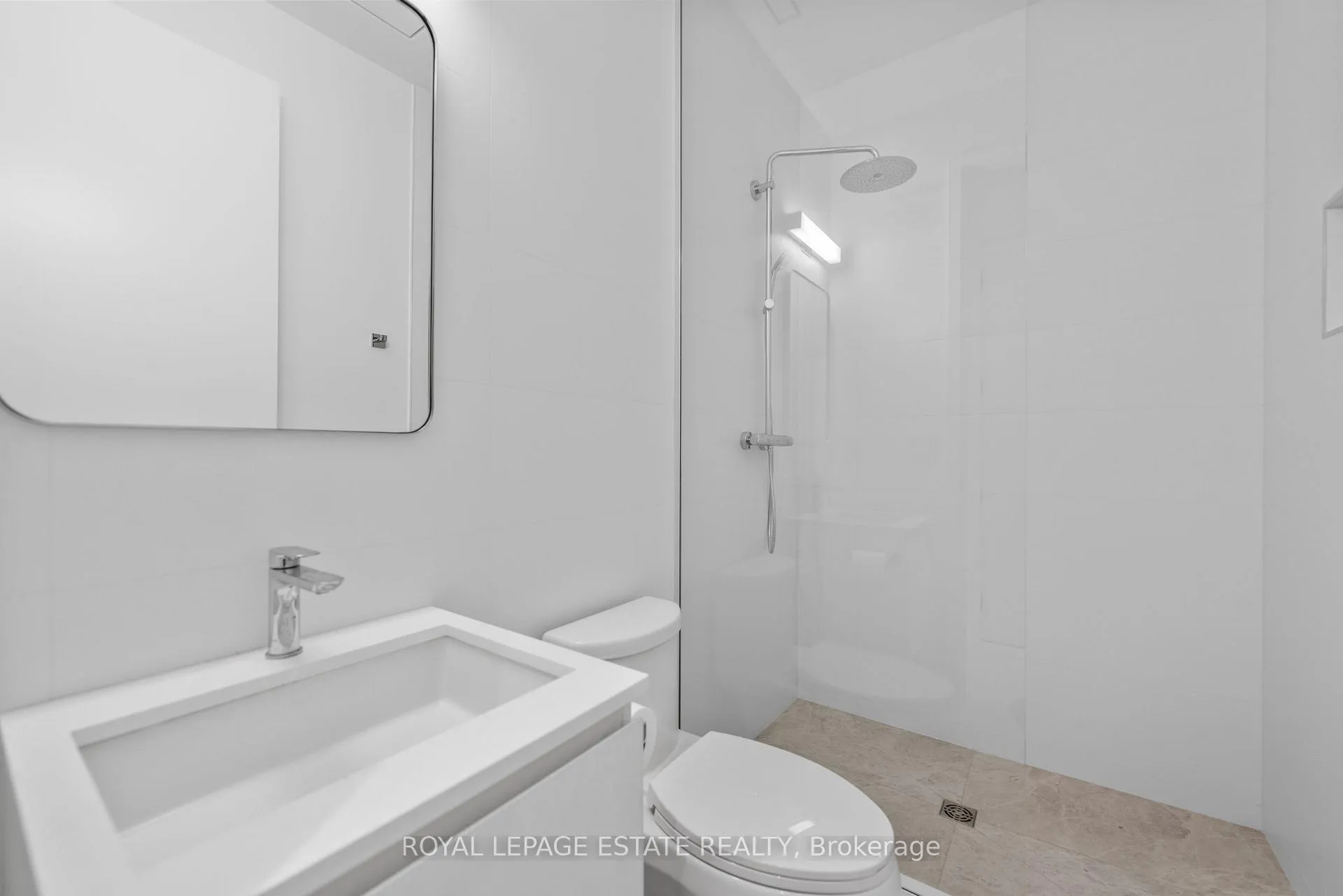 Photo 14 of Unit Lower Unit, 51 Maclean Avenue, Toronto, The Beaches — HOMEH