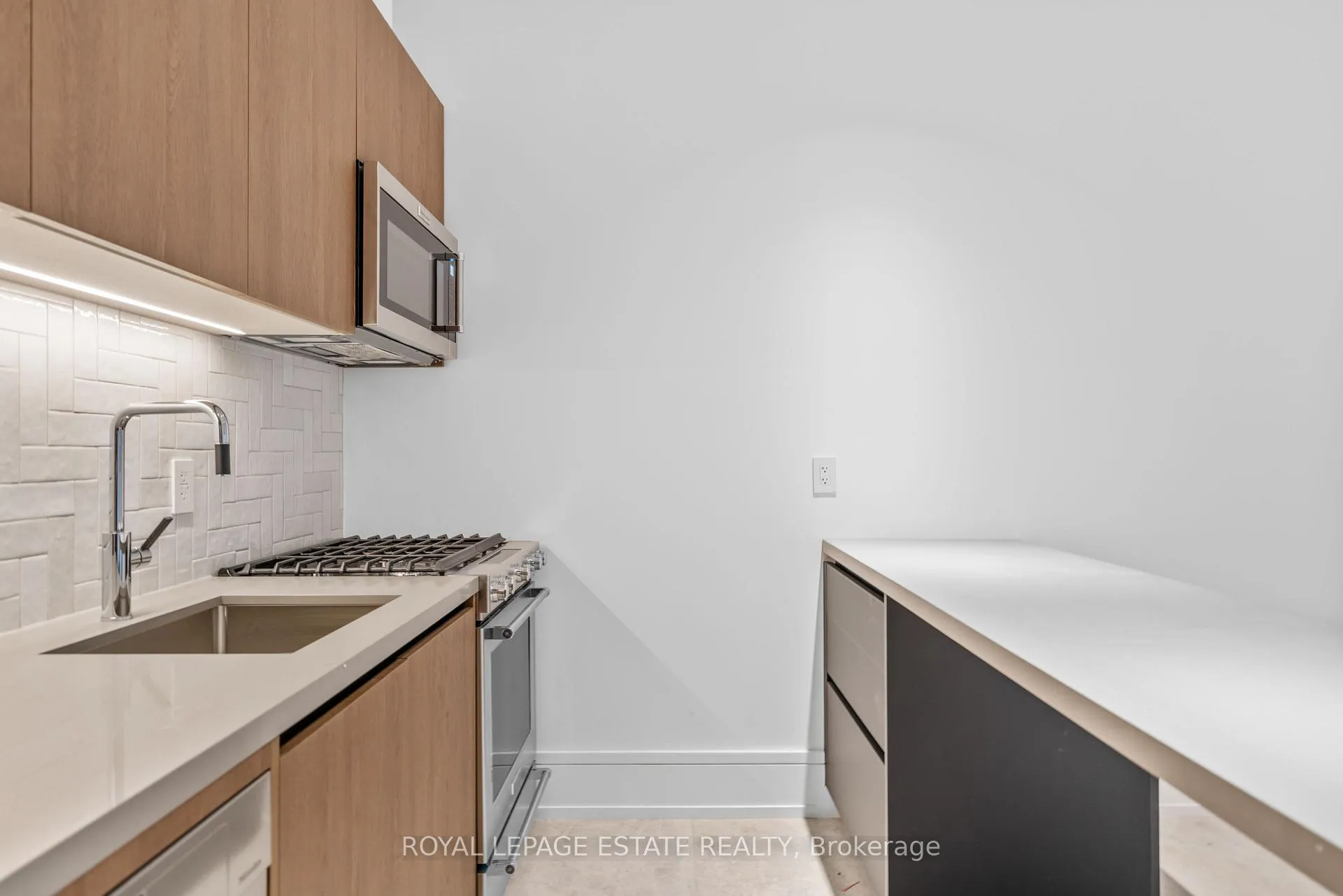 Photo 16 of Unit Lower Unit, 51 Maclean Avenue, Toronto, The Beaches — HOMEH