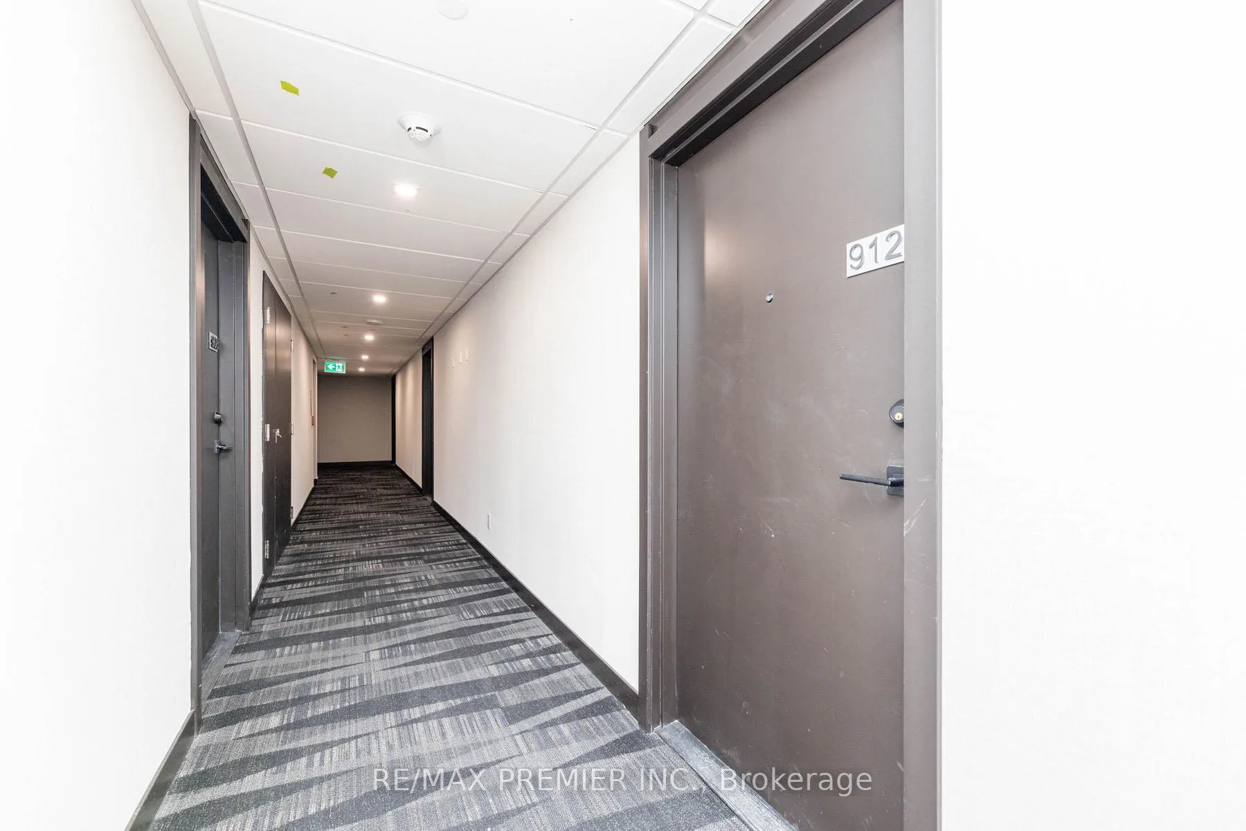 Photo 4 of Unit 912C, 38 Simcoe Promenade Circle, Markham, Unionville — HOMEH