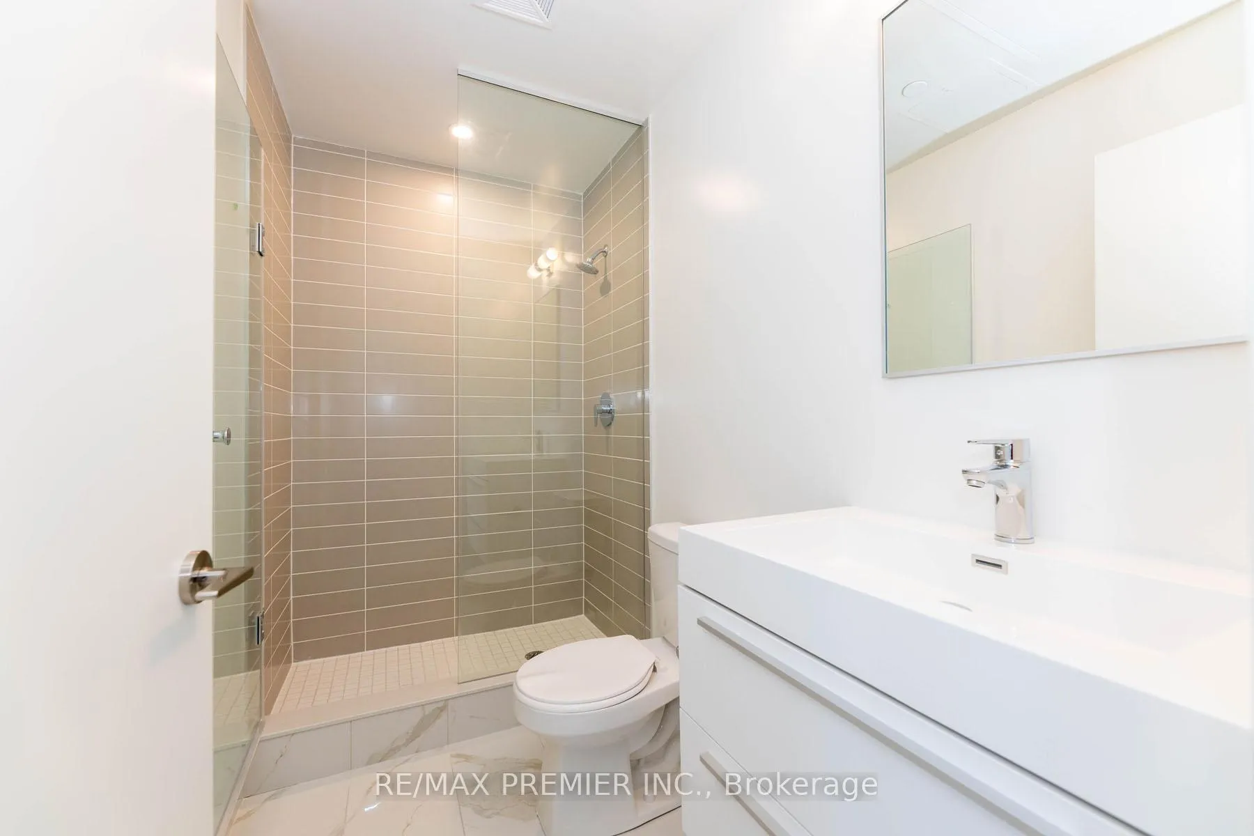 Photo 22 of Unit 912C, 38 Simcoe Promenade Circle, Markham, Unionville — HOMEH