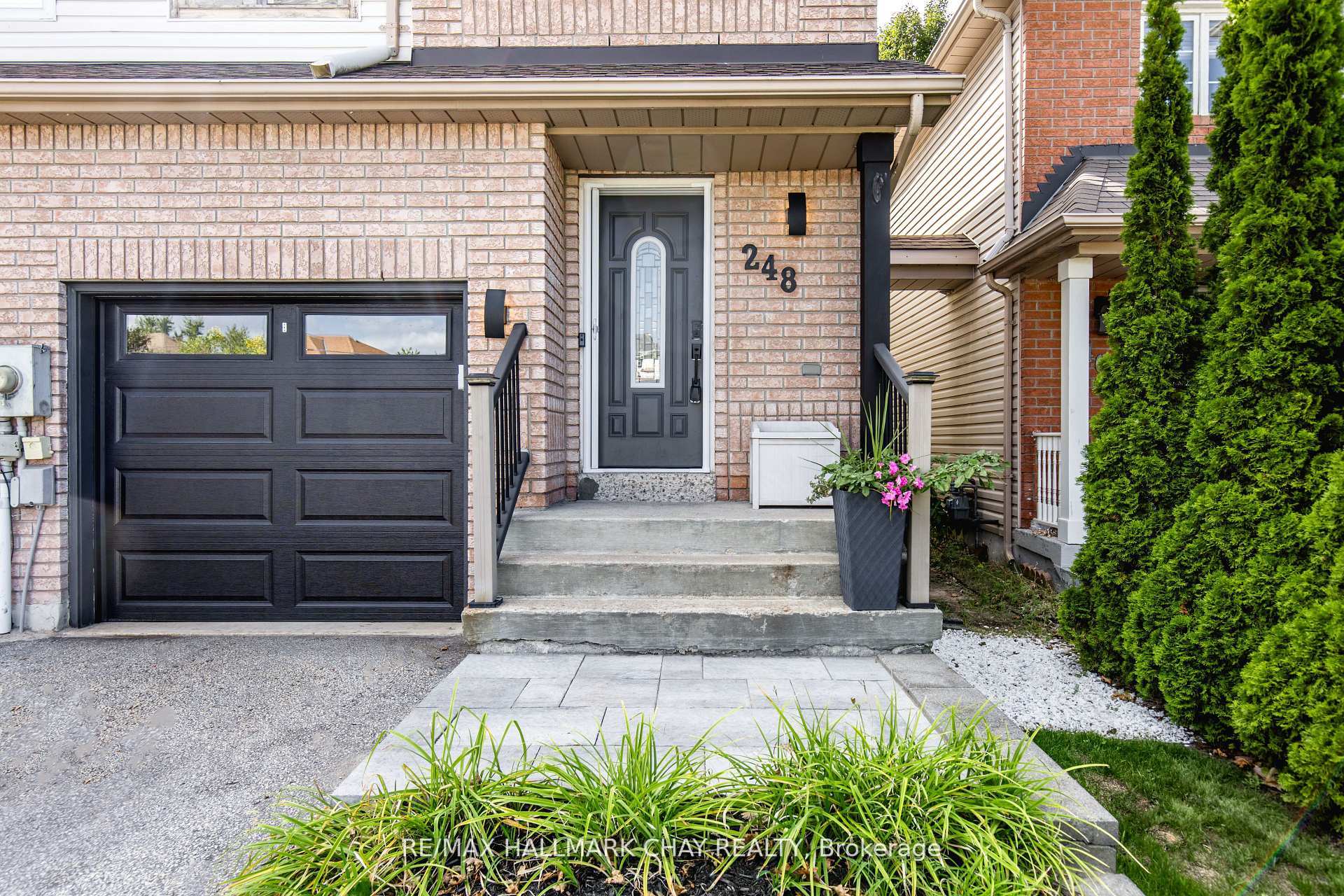 Photo 2 of 248 Ferndale Drive S, Barrie, Ardagh — HOMEH