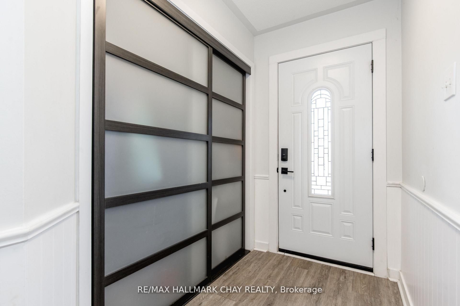 Photo 5 of 248 Ferndale Drive S, Barrie, Ardagh — HOMEH