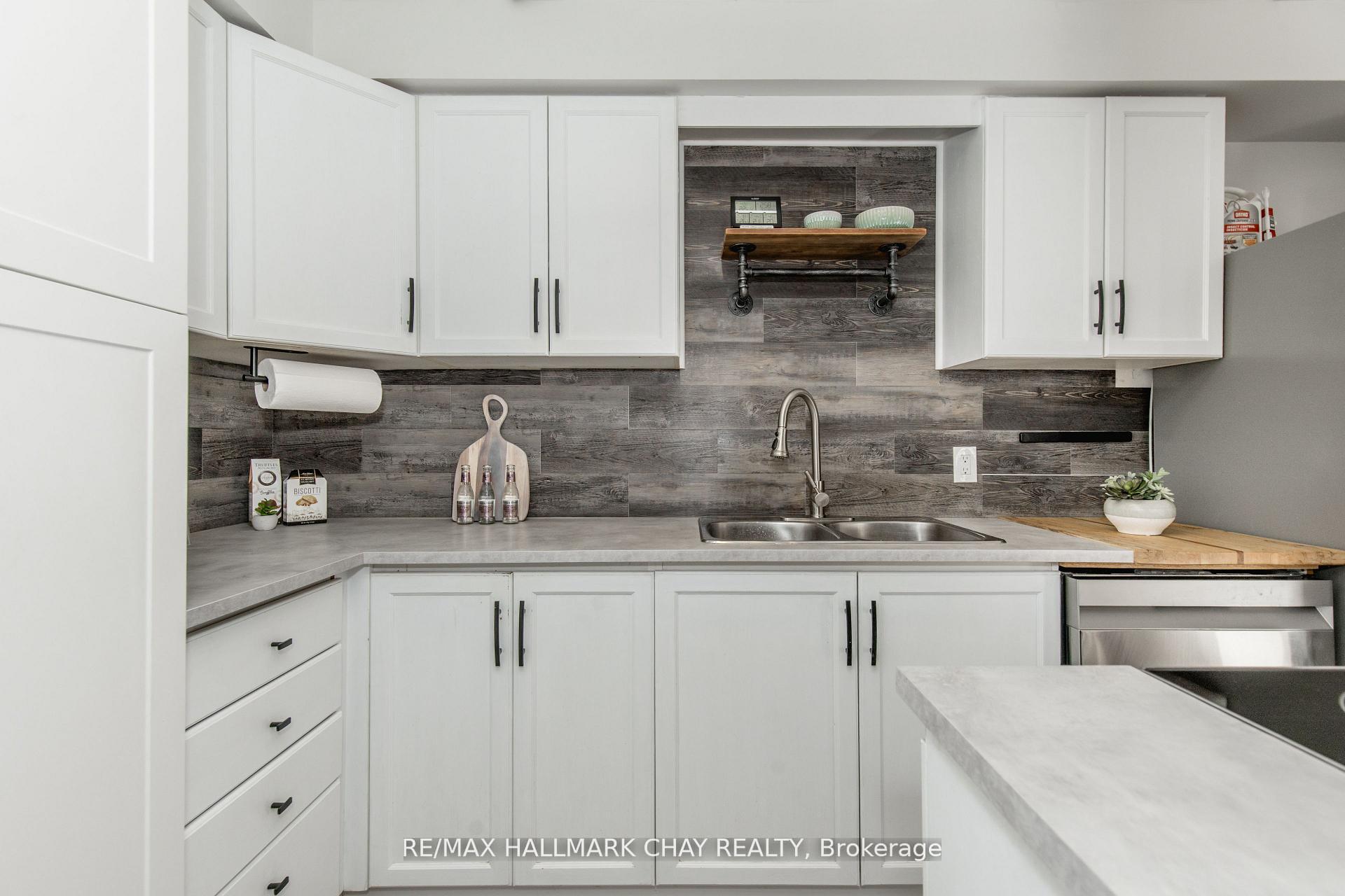 Photo 11 of 248 Ferndale Drive S, Barrie, Ardagh — HOMEH