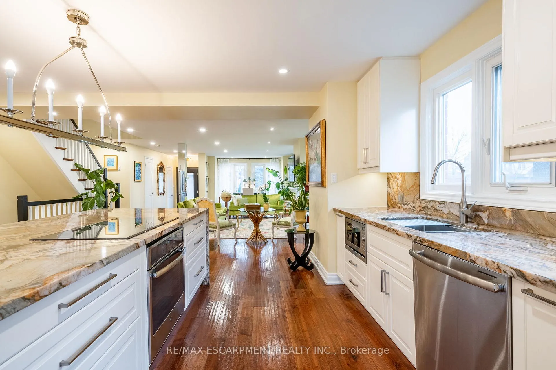 Photo 15 of 91 Edgewater Drive, Hamilton, Stoney Creek — HOMEH