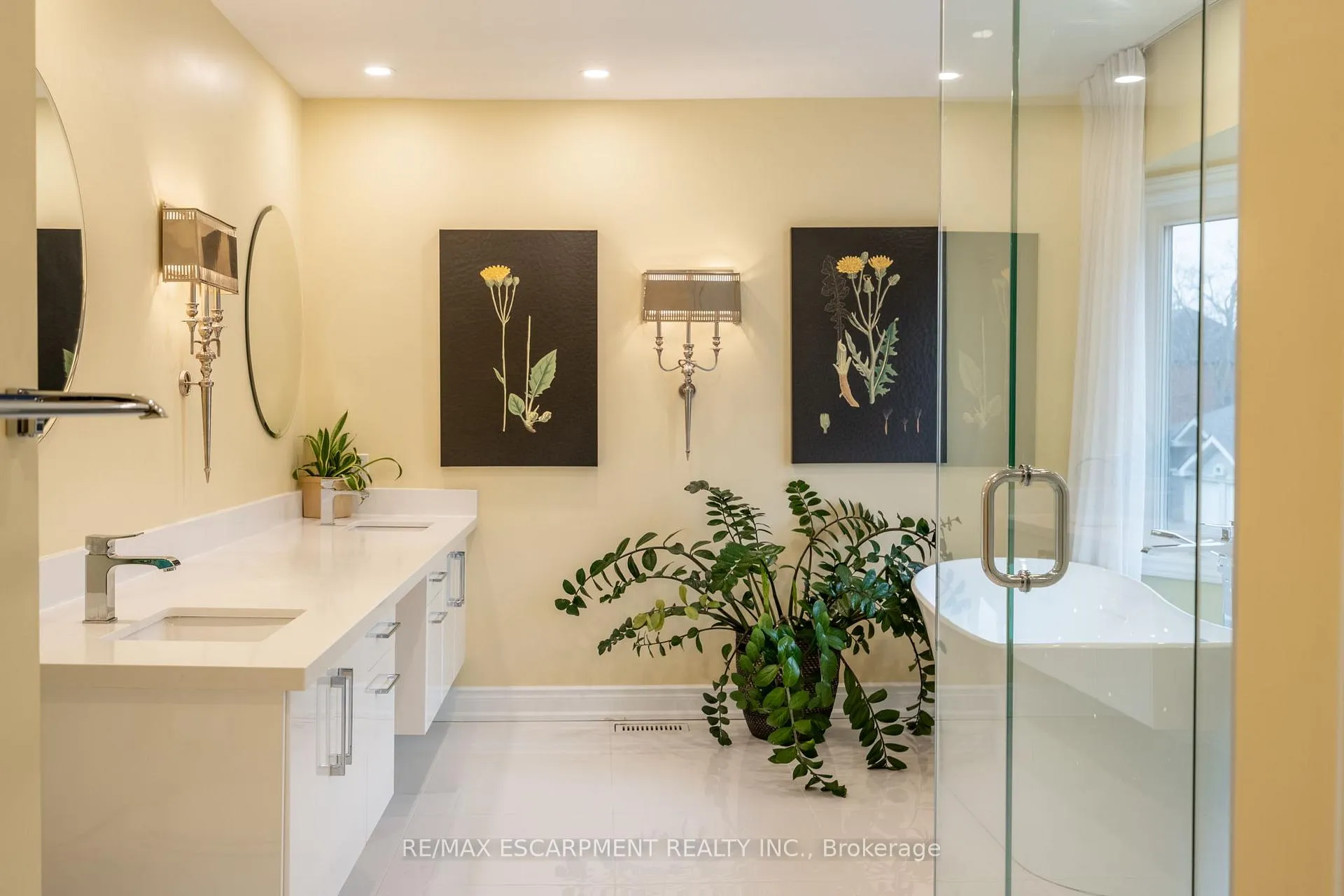 Photo 30 of 91 Edgewater Drive, Hamilton, Stoney Creek — HOMEH