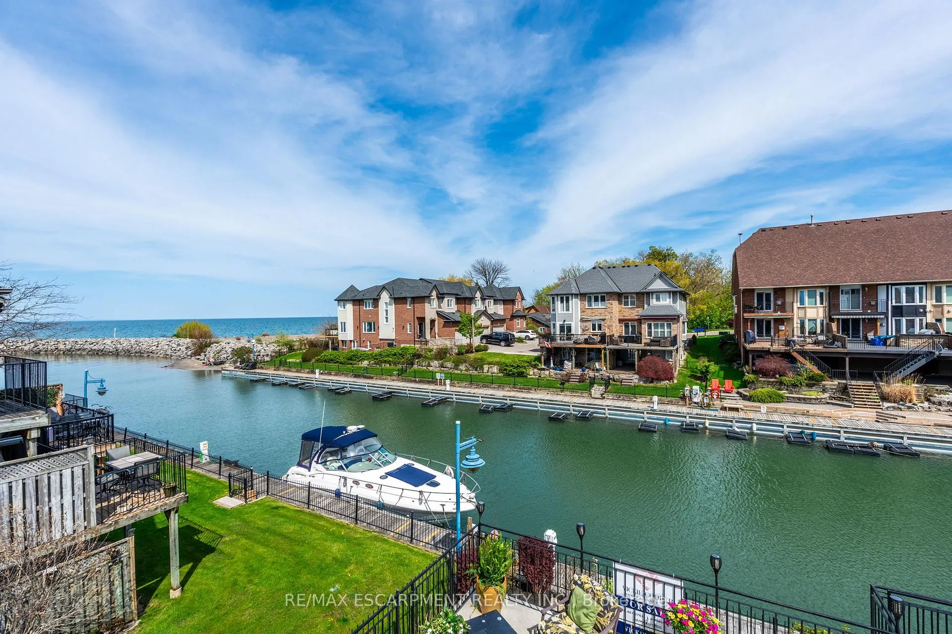 Photo 35 of 91 Edgewater Drive, Hamilton, Stoney Creek — HOMEH