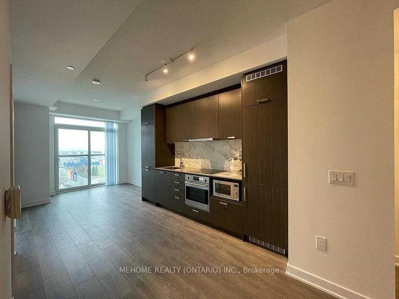 Front of Unit 715, 10 Honeycrisp Crescent