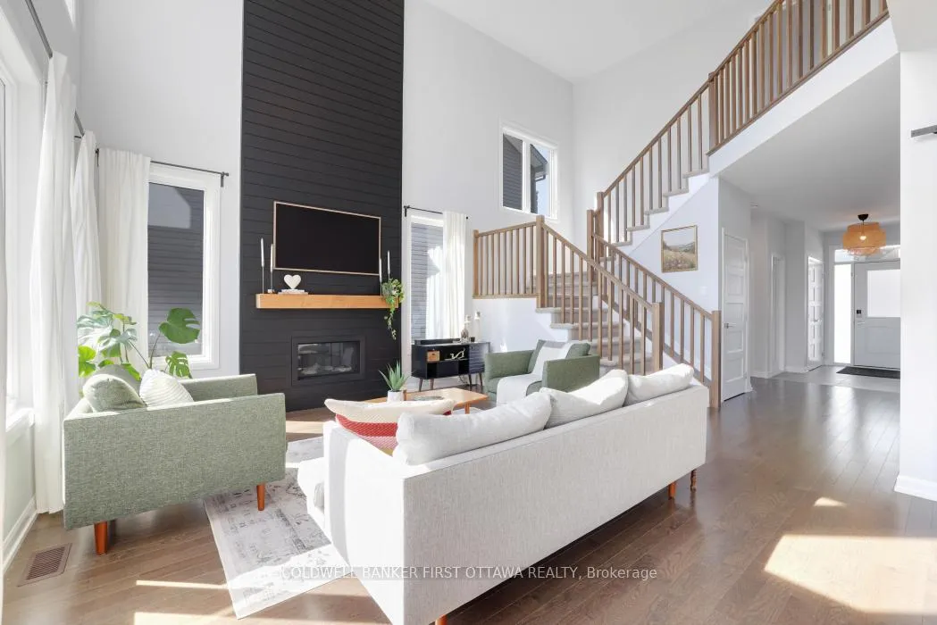Photo 9 of 92 Morris Street E, Carleton Place — HOMEH