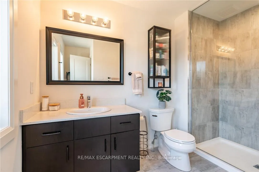 Photo 35 of 16 Raspberry Lane, Guelph, Grange Road — HOMEH