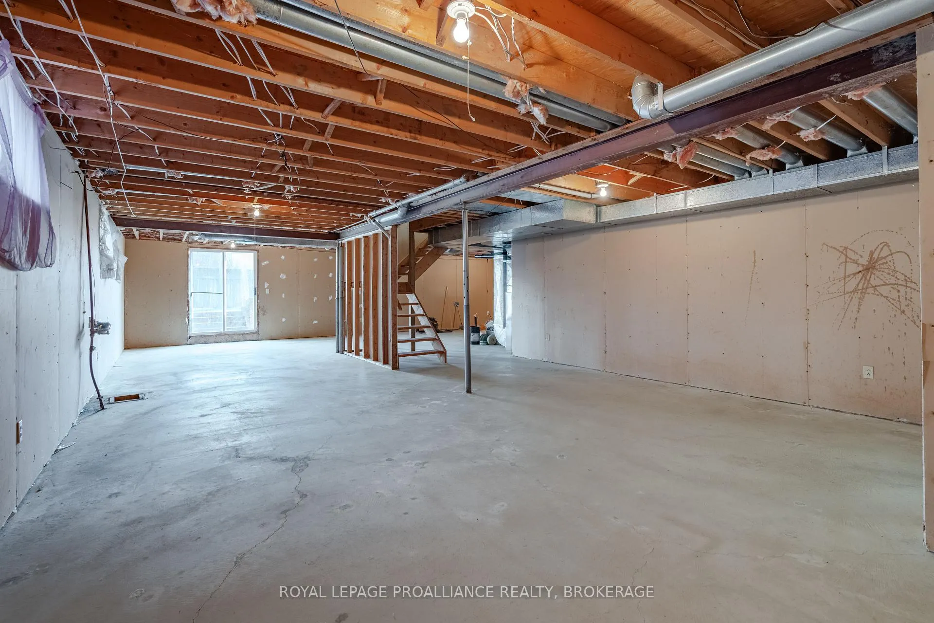 Photo 39 of 901 Mona Drive, Kingston, North of Taylor-Kidd Blvd — HOMEH