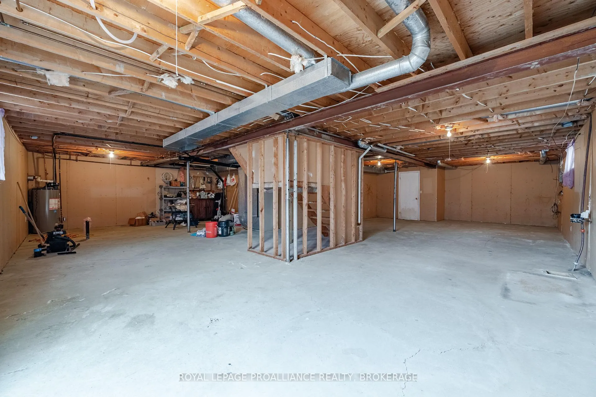 Photo 40 of 901 Mona Drive, Kingston, North of Taylor-Kidd Blvd — HOMEH