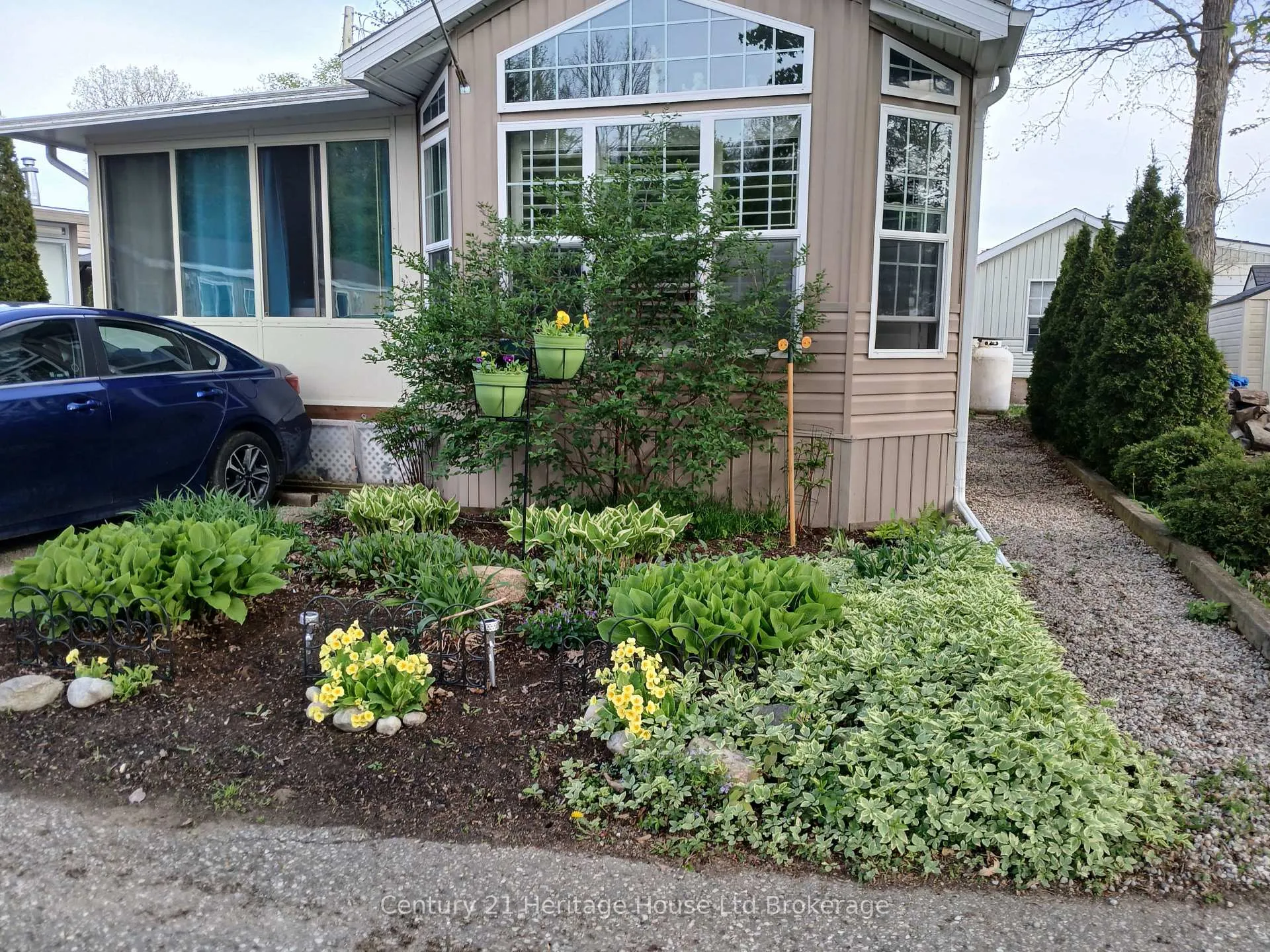 Front of Unit 52, 296 West Quarter Town Li Road