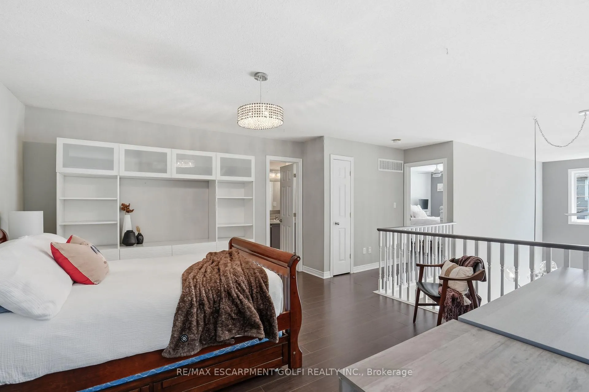 Photo 20 of 52 Sunnycroft Court, Hamilton, Waterdown — HOMEH