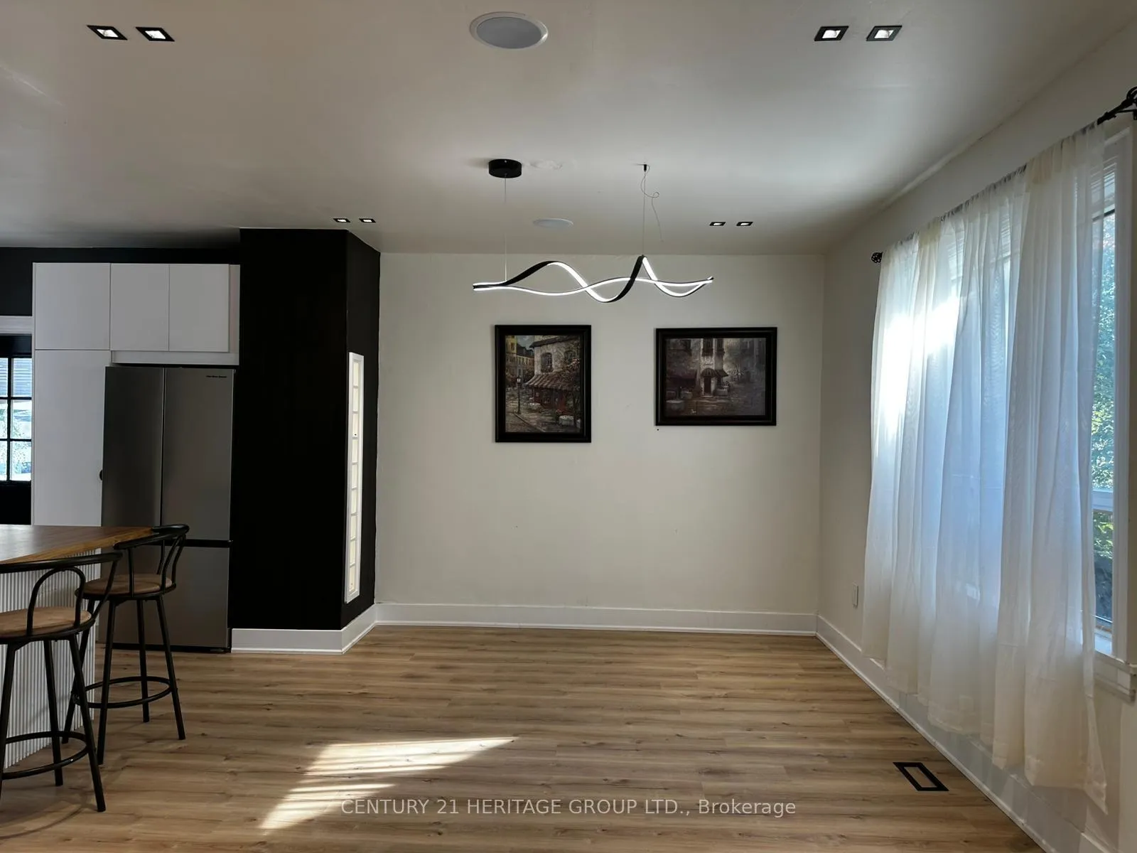 Photo 8 of 175 Park Road S, Oshawa, Vanier — HOMEH