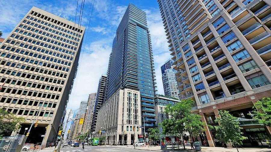 Photo 1 of Unit 3011, 955 Bay Street, Toronto, Bay Street Corridor — HOMEH