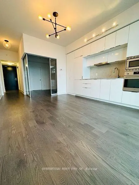 Photo 5 of Unit 3011, 955 Bay Street, Toronto, Bay Street Corridor — HOMEH
