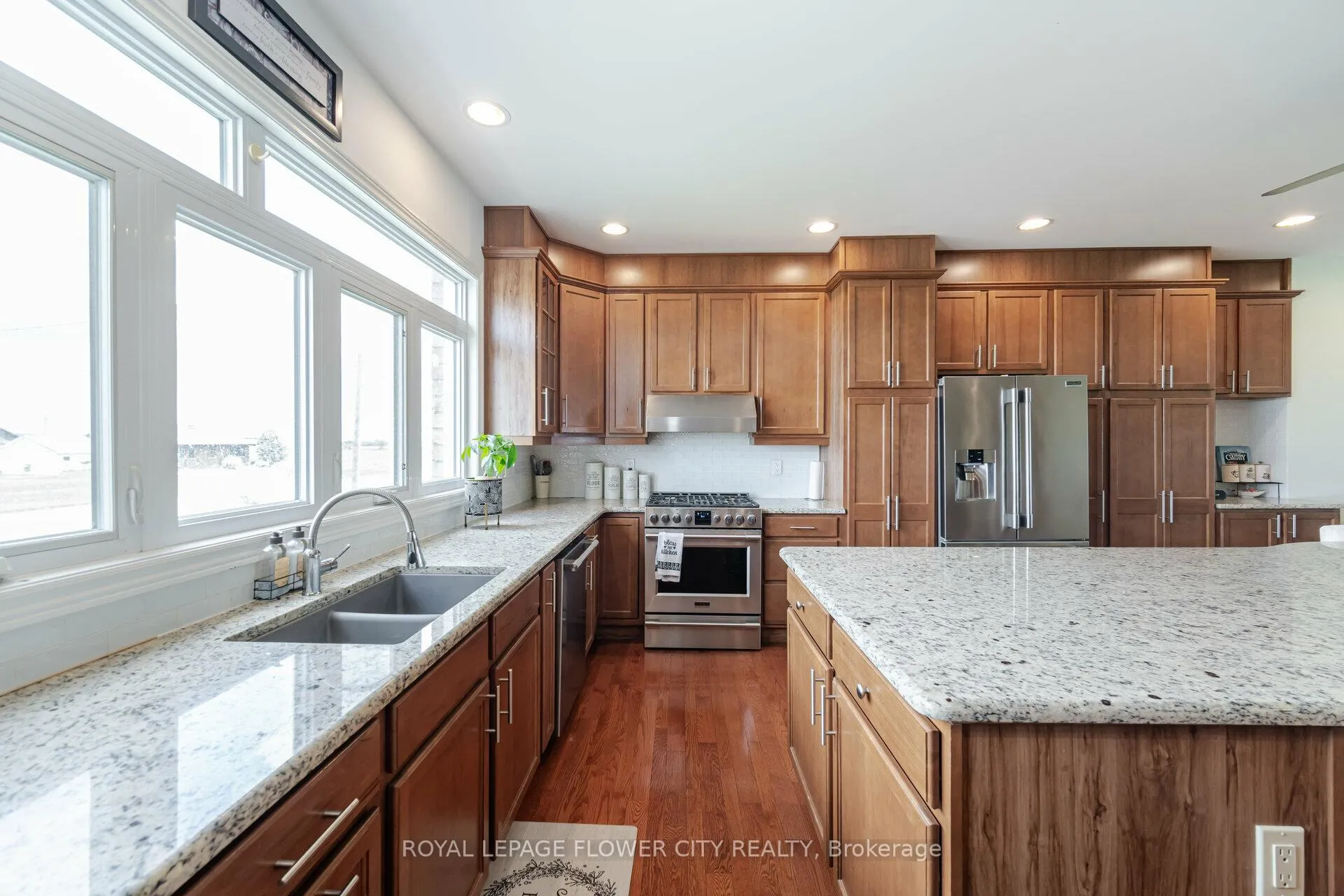 Photo 11 of 4750 Talbot Trail, Chatham-Kent, Tilbury East — HOMEH