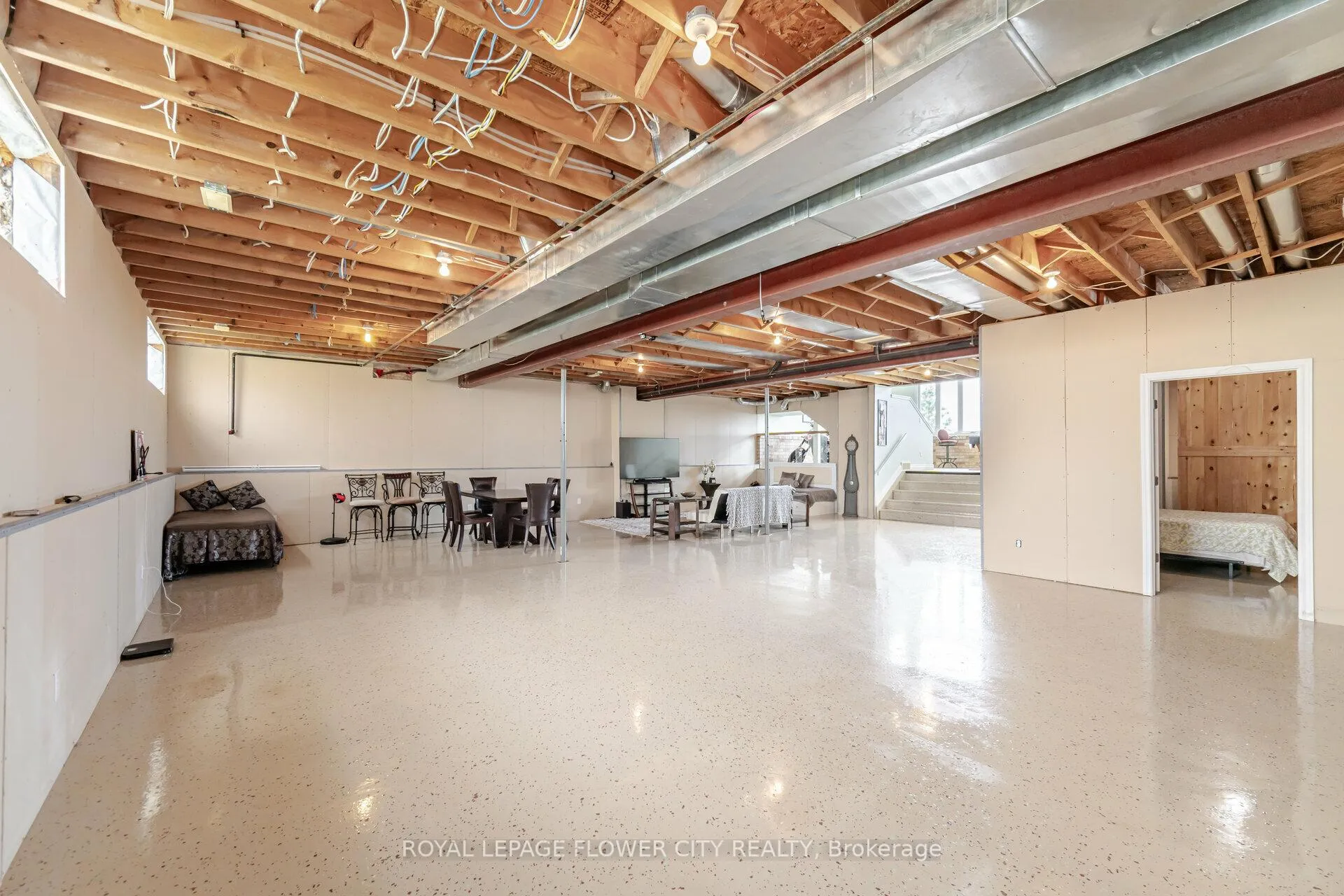 Photo 24 of 4750 Talbot Trail, Chatham-Kent, Tilbury East — HOMEH
