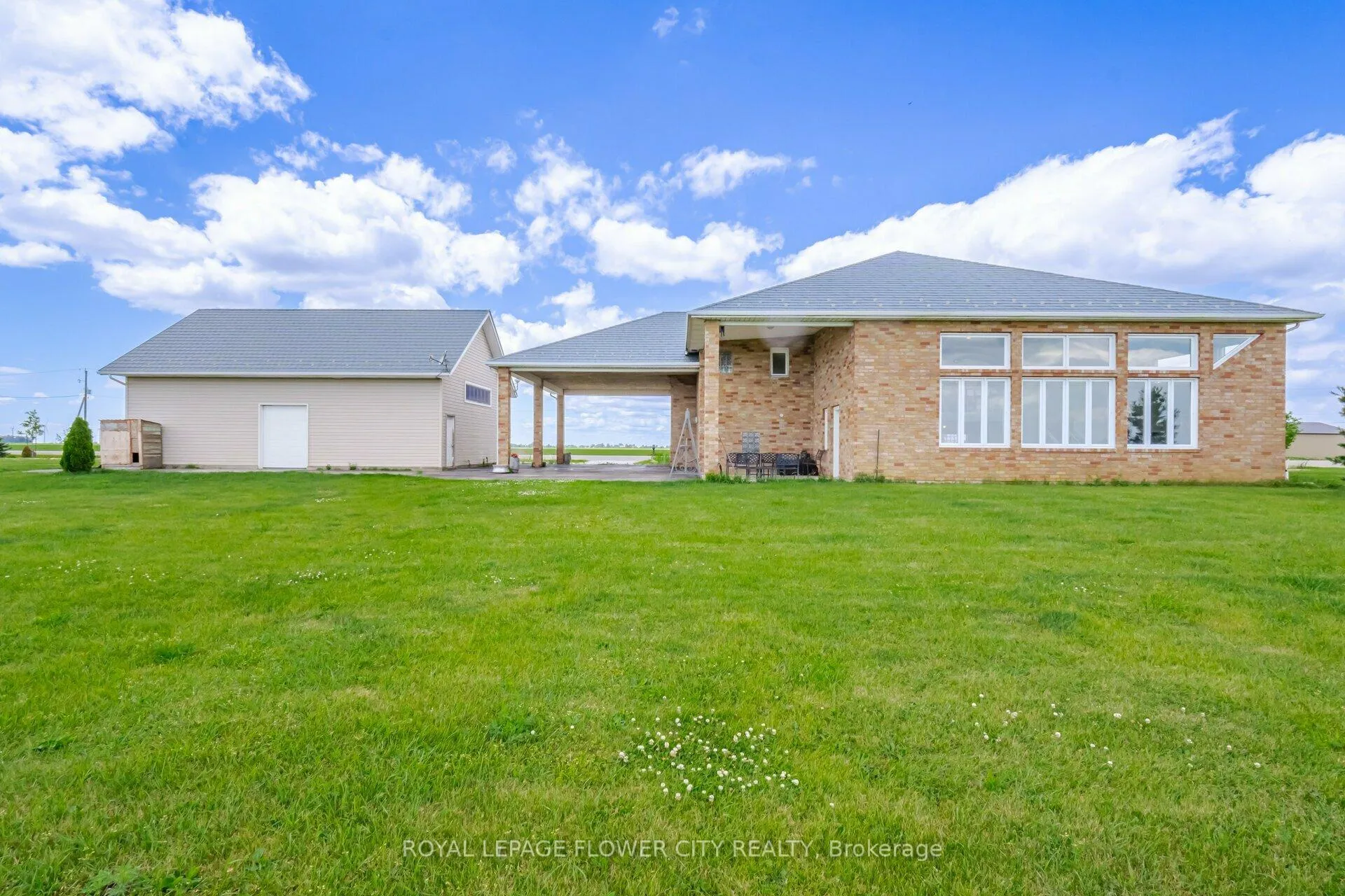 Photo 32 of 4750 Talbot Trail, Chatham-Kent, Tilbury East — HOMEH