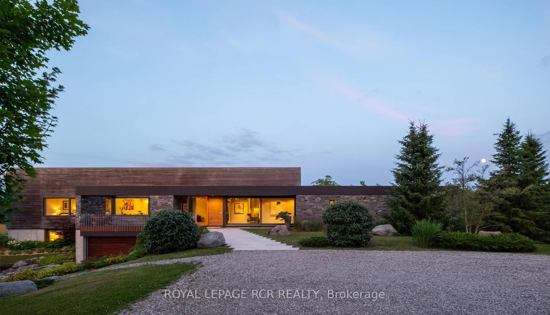Photo 5 of 5211 Tenth Line, Erin, Rural Erin — HOMEH