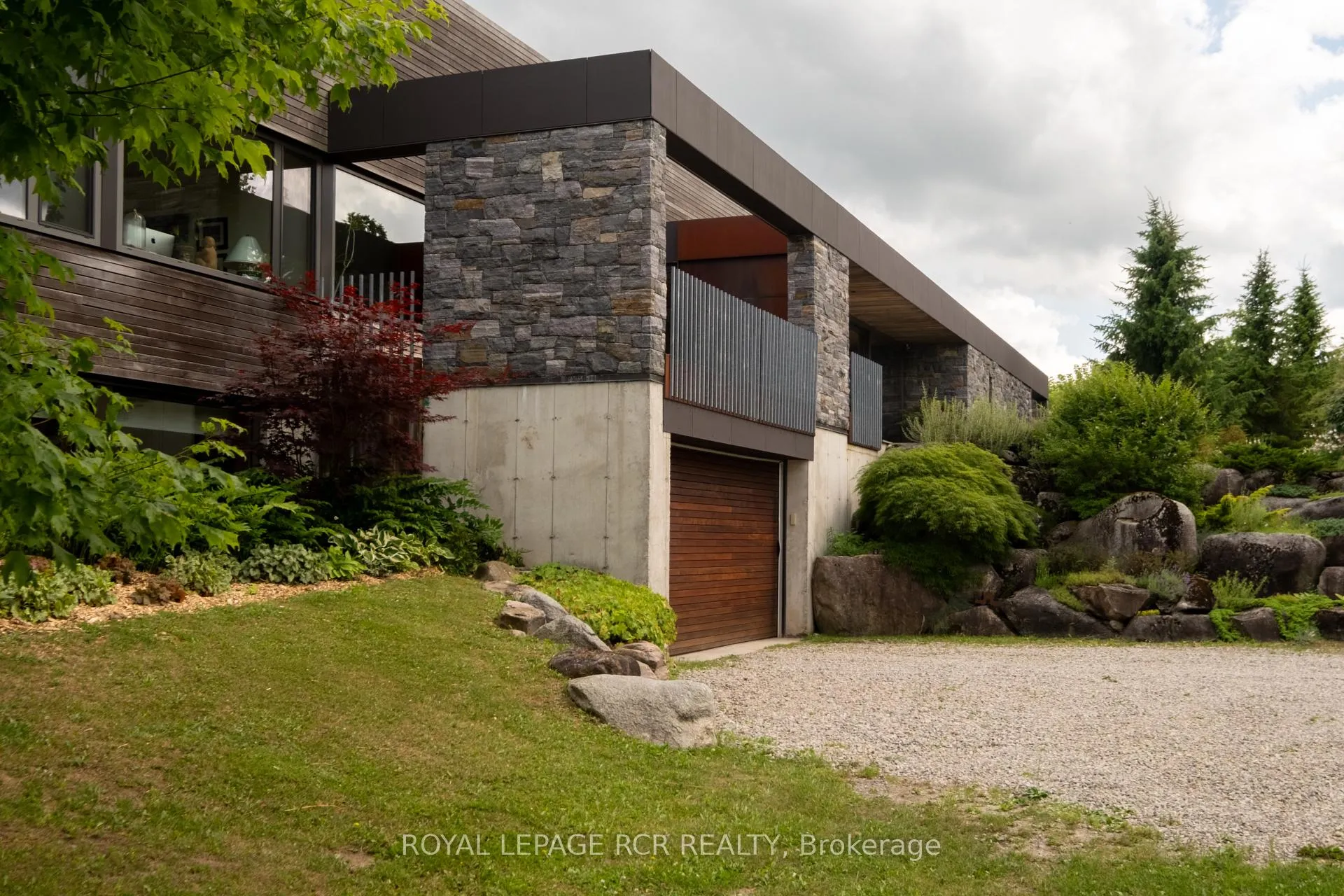 Photo 13 of 5211 Tenth Line, Erin, Rural Erin — HOMEH