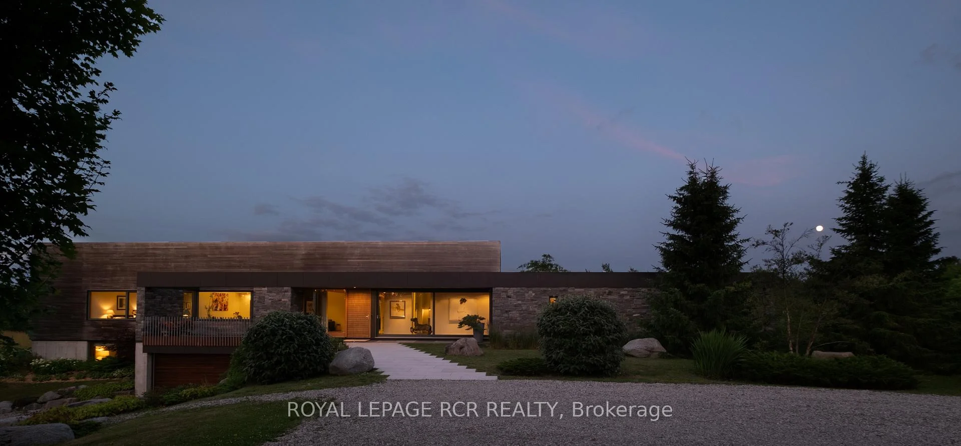 Photo 2 of 5211 Tenth Line, Erin, Rural Erin — HOMEH