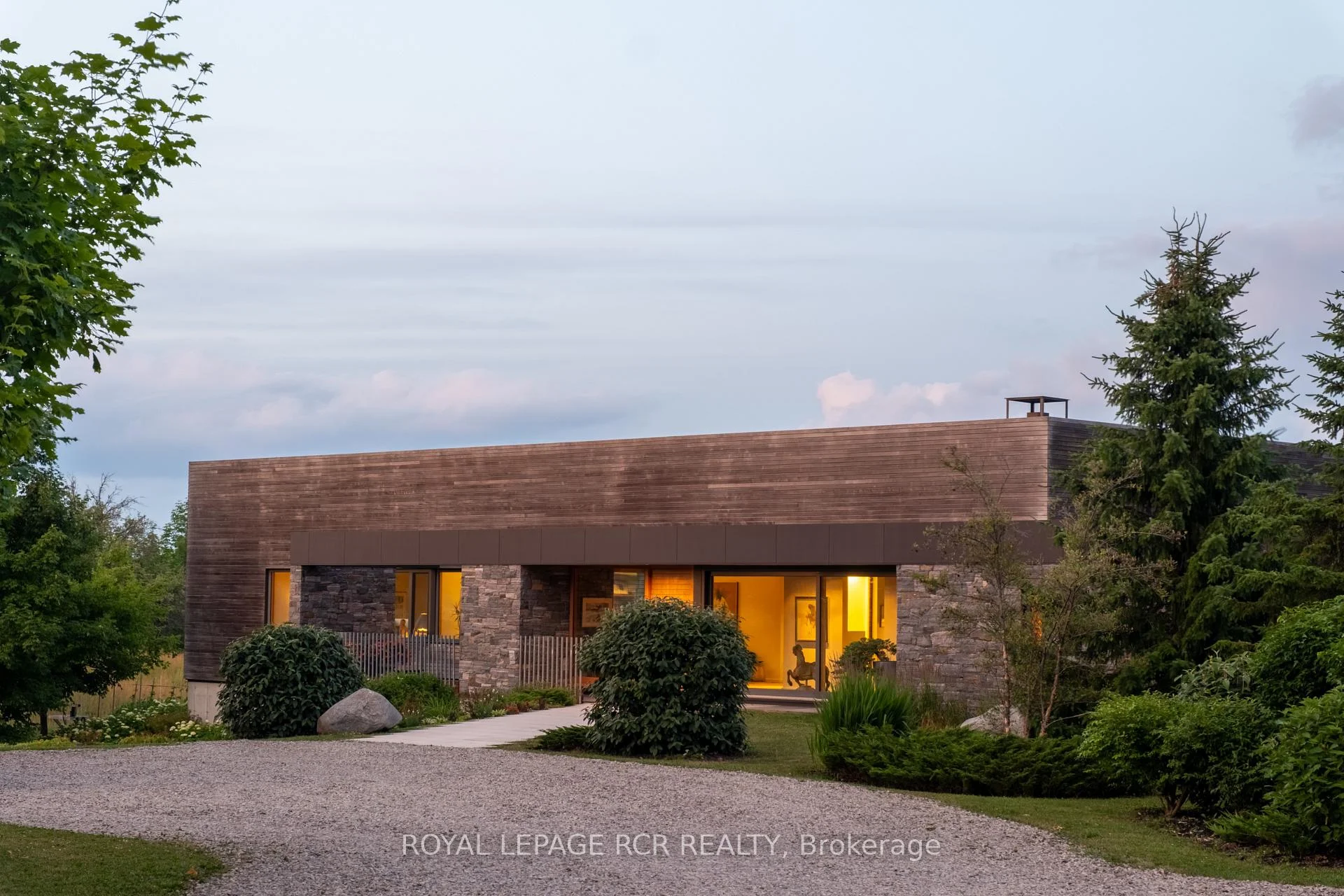 Photo 7 of 5211 Tenth Line, Erin, Rural Erin — HOMEH