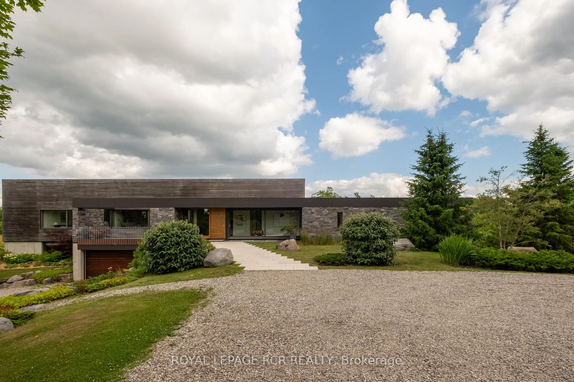 Photo 11 of 5211 Tenth Line, Erin, Rural Erin — HOMEH